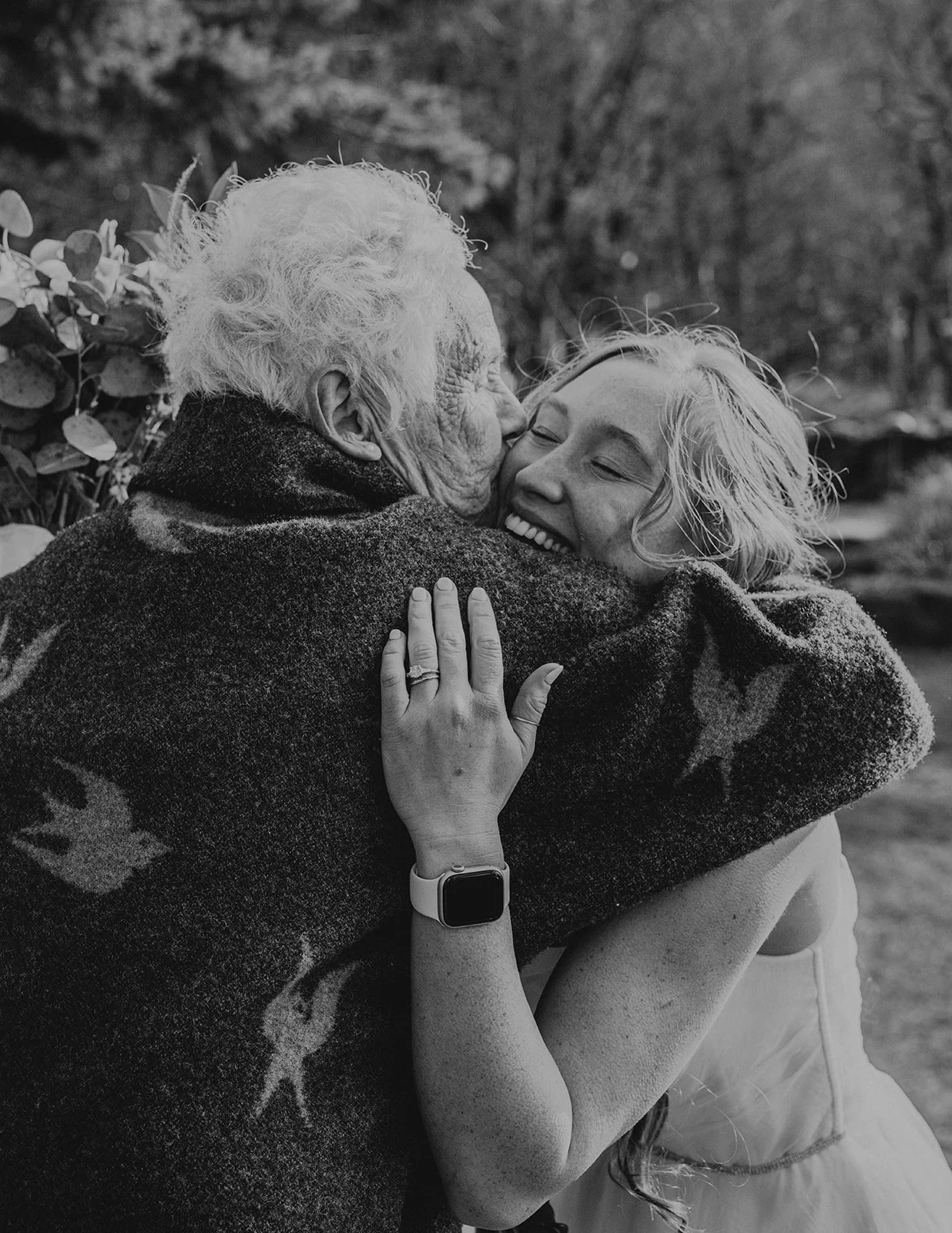 Brie+Jake_TheGriffinHouse_Je nJonesWeddings2023-433.jpg