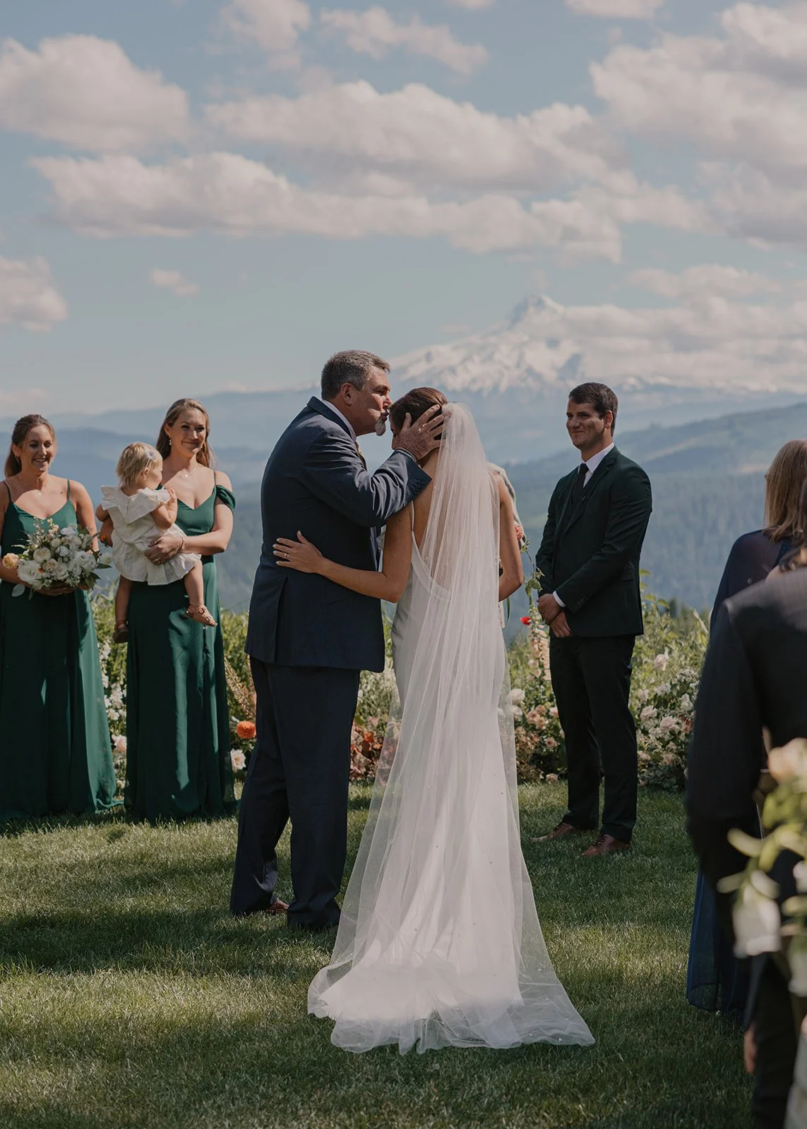 Emily+Ryan_Wedding_SneakPeek_JenJonesWeddings2024-44_websize.jpg