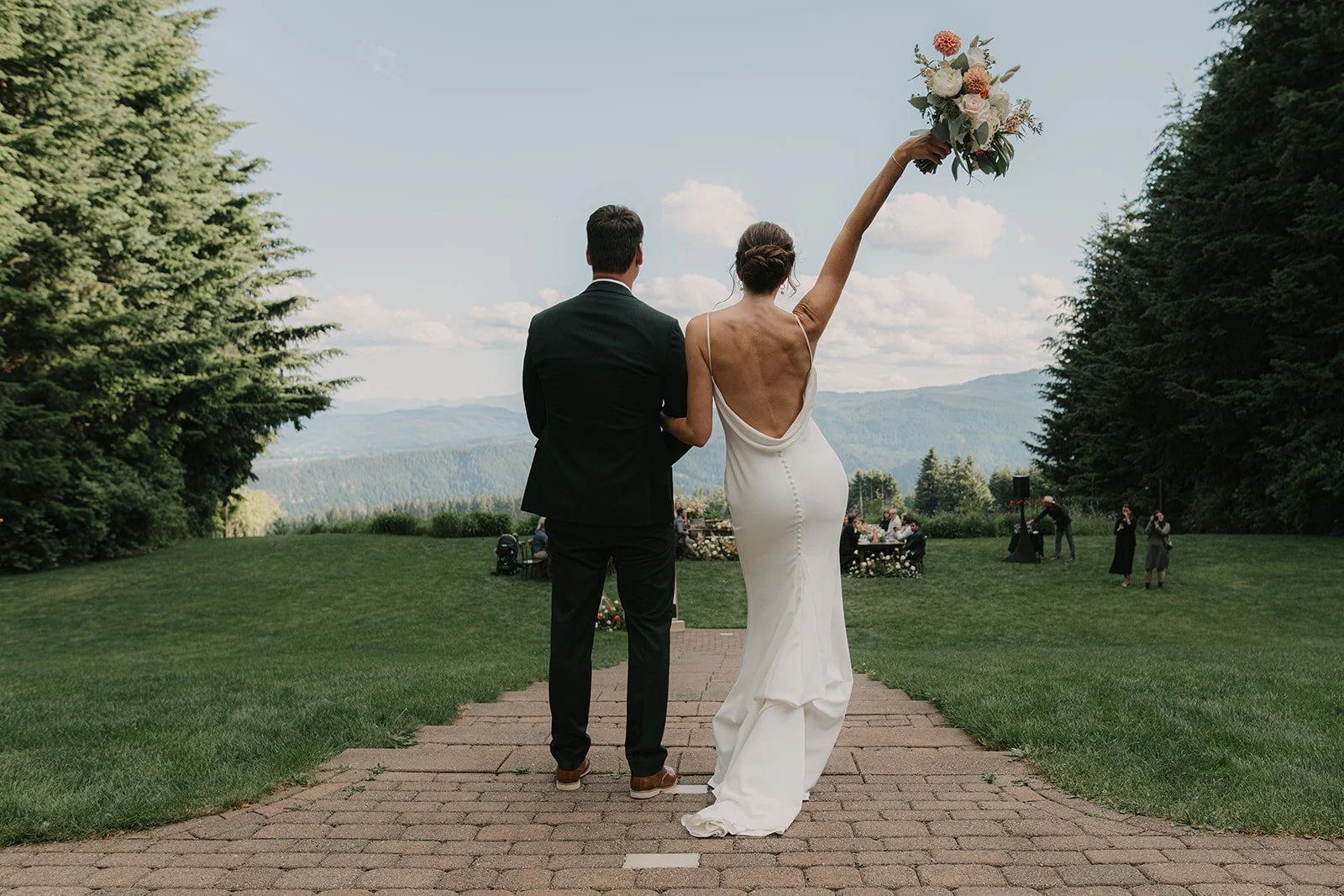 #CampConrad | Emily &amp; Ryan's Gorge Crest Vineyards Wedding