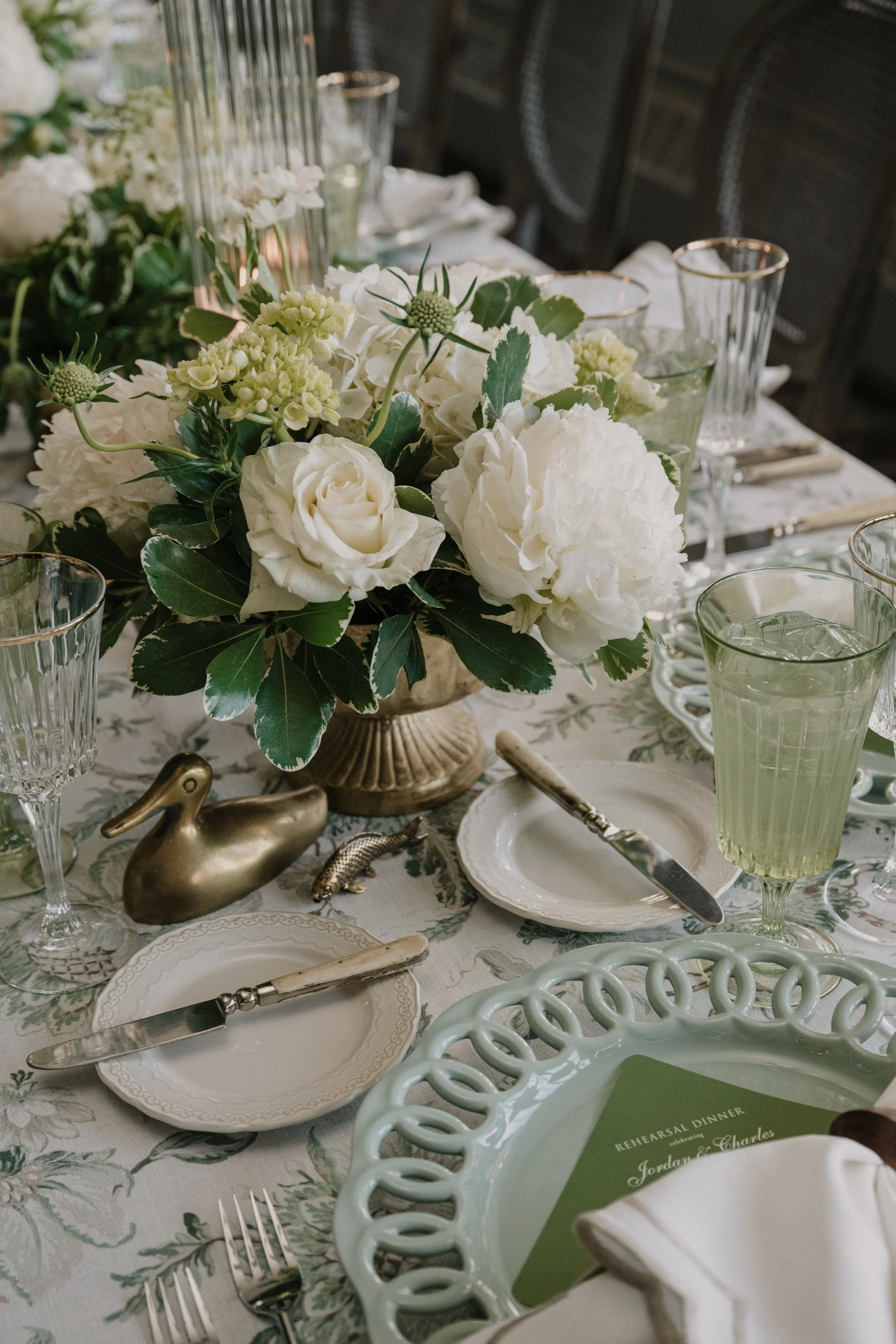 Jordan&CharlesHicks_MtHoodOrganicFarms_JenJonesWeddings2026-30.jpg