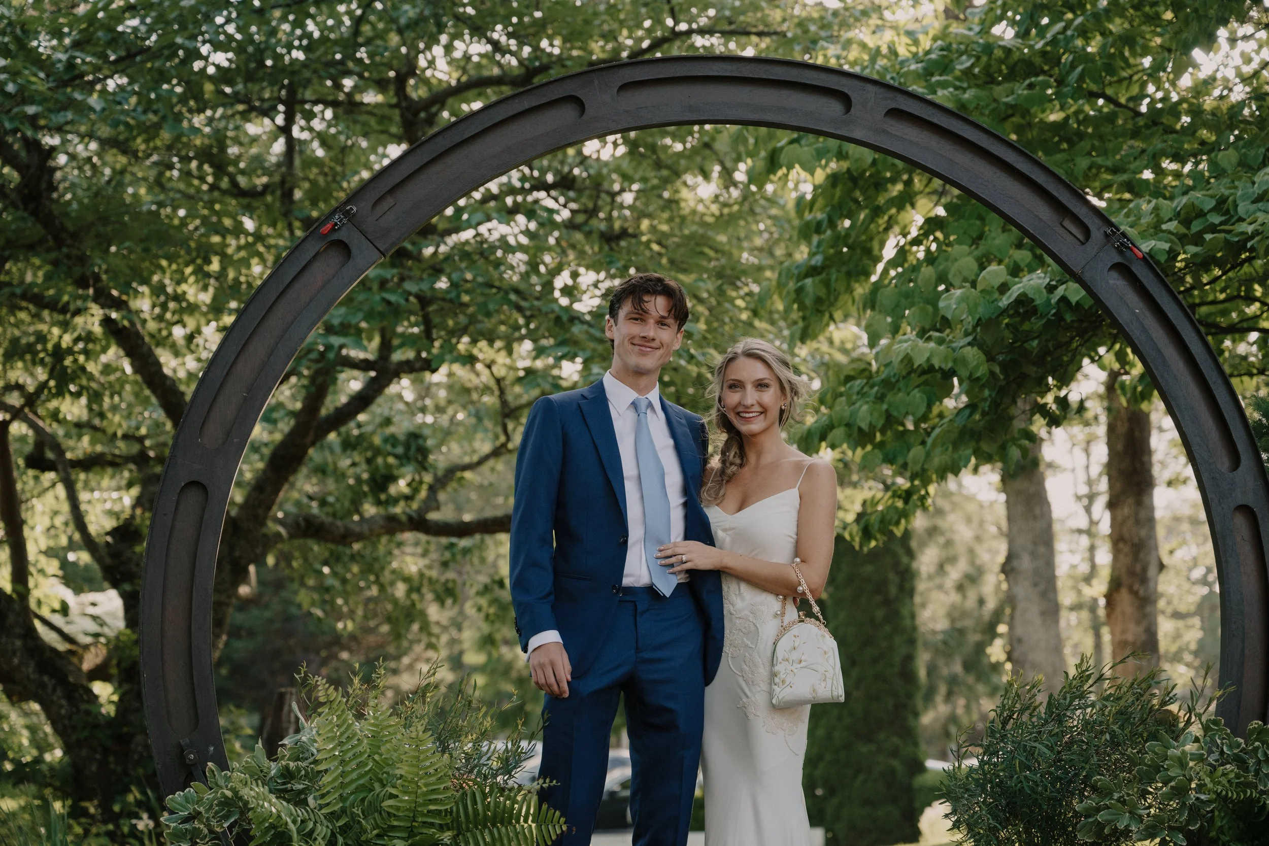 Jordan&CharlesHicks_MtHoodOrganicFarms_JenJonesWeddings2026-31.jpg