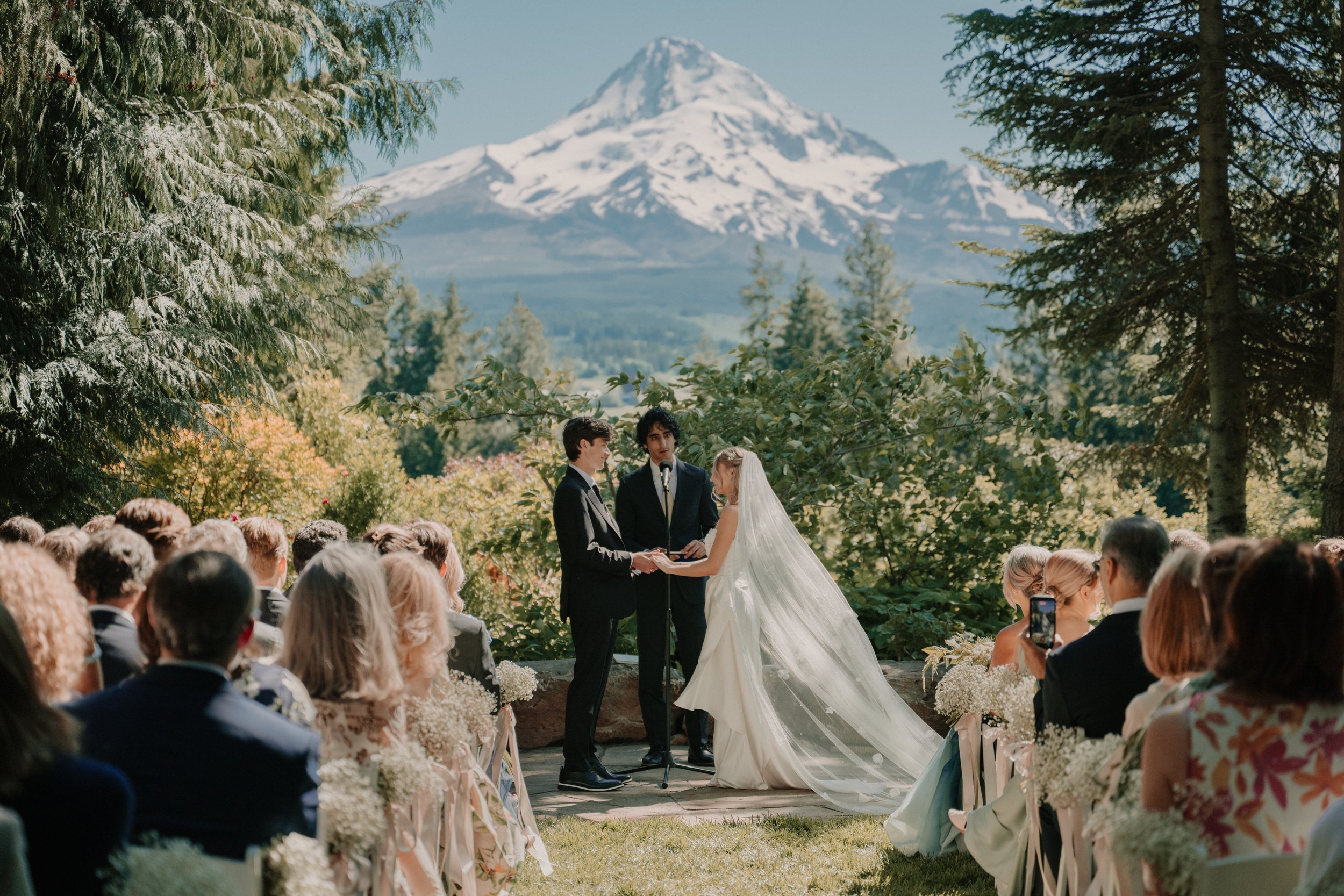 Jordan&CharlesHicks_MtHoodOrganicFarms_JenJonesWeddings2026-160.jpg
