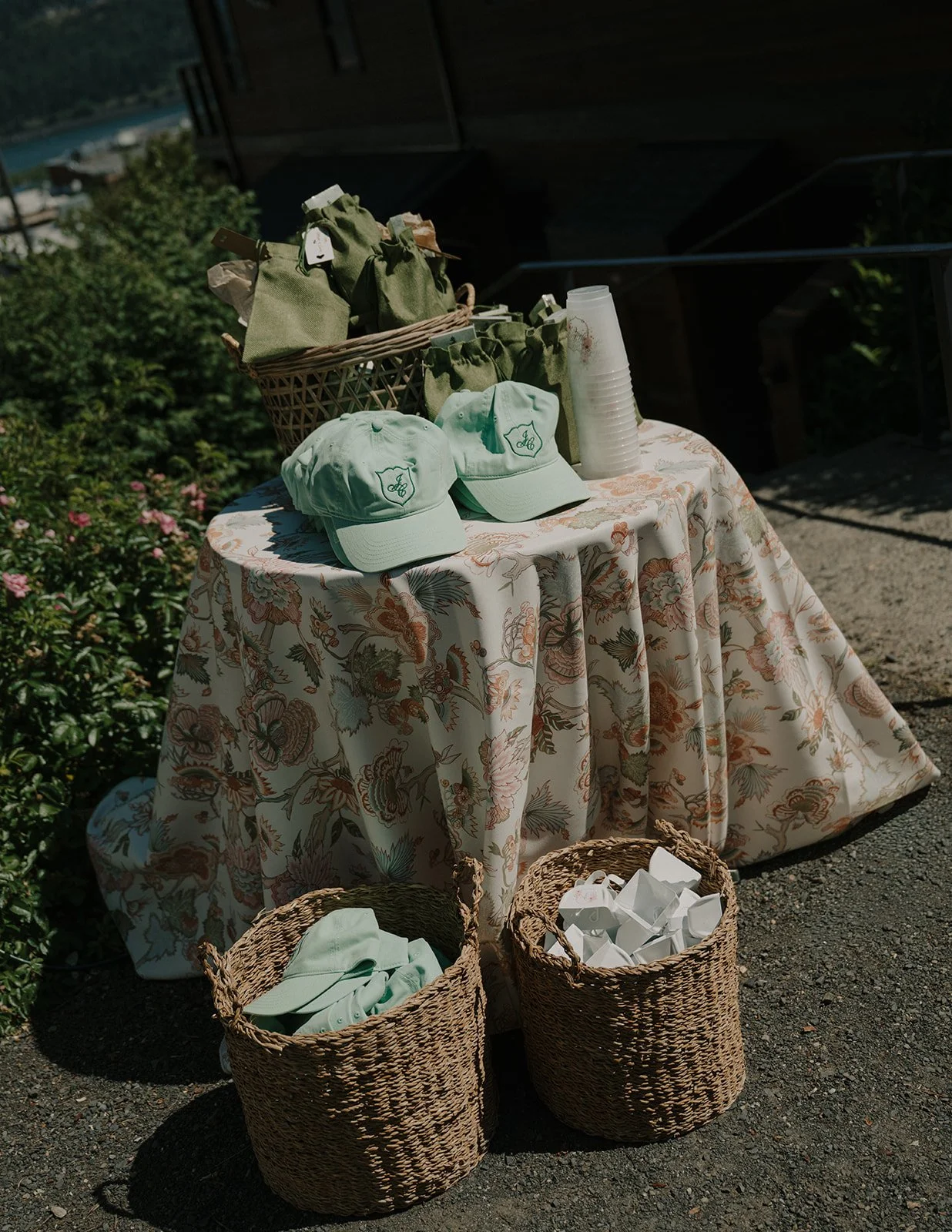 Jordan&CharlesHicks_MtHoodOrganicFarms_JenJonesWeddings2026-288_websize.jpg