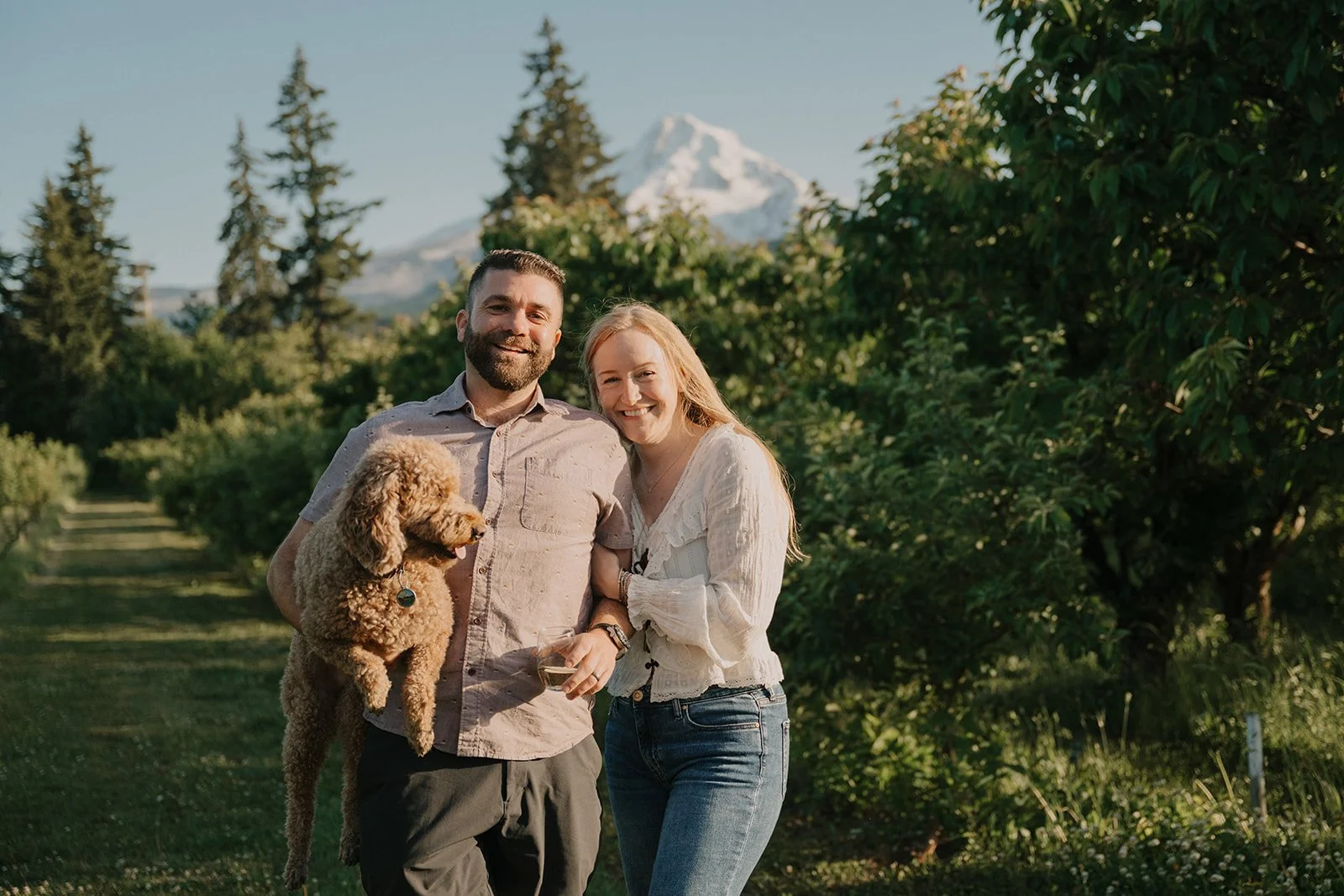 Rachael&Eric_HoodRiverLoveStory_JenJonesWeddings2026-4.jpg