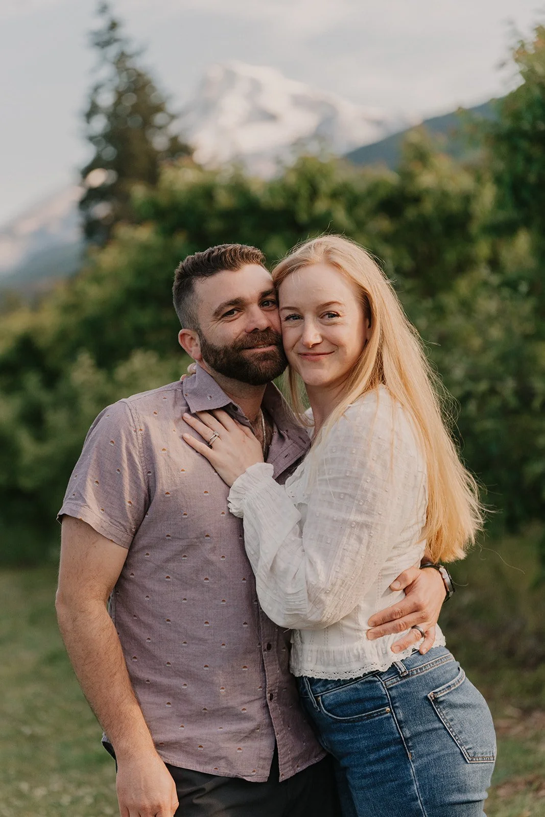 Rachael&Eric_HoodRiverLoveStory_JenJonesWeddings2026-35.jpg