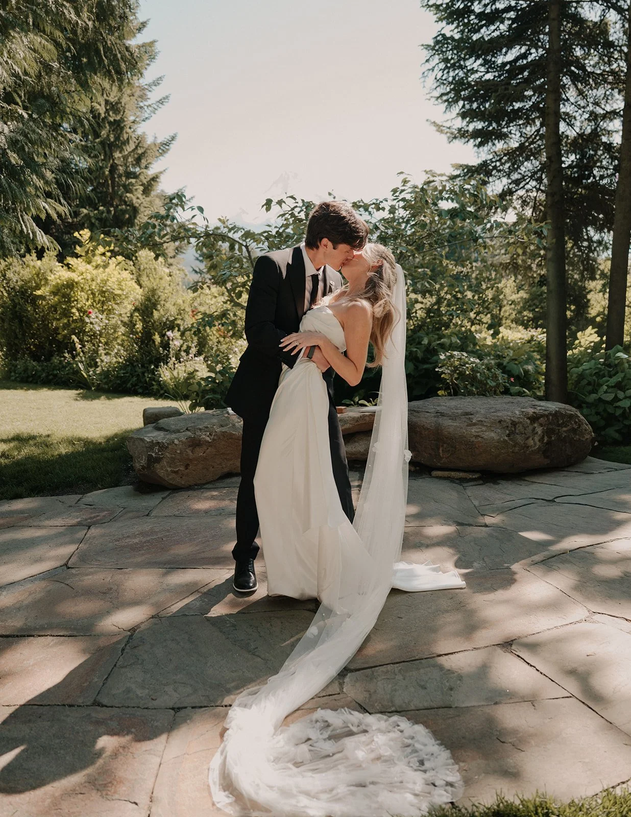 Jordan&CharlesHicks_MtHoodOrganicFarms_JenJonesWeddings2026-169.jpg