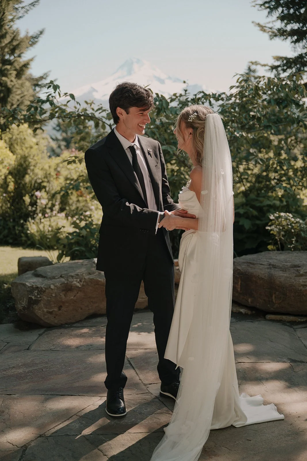 Jordan&CharlesHicks_MtHoodOrganicFarms_JenJonesWeddings2026-171.jpg
