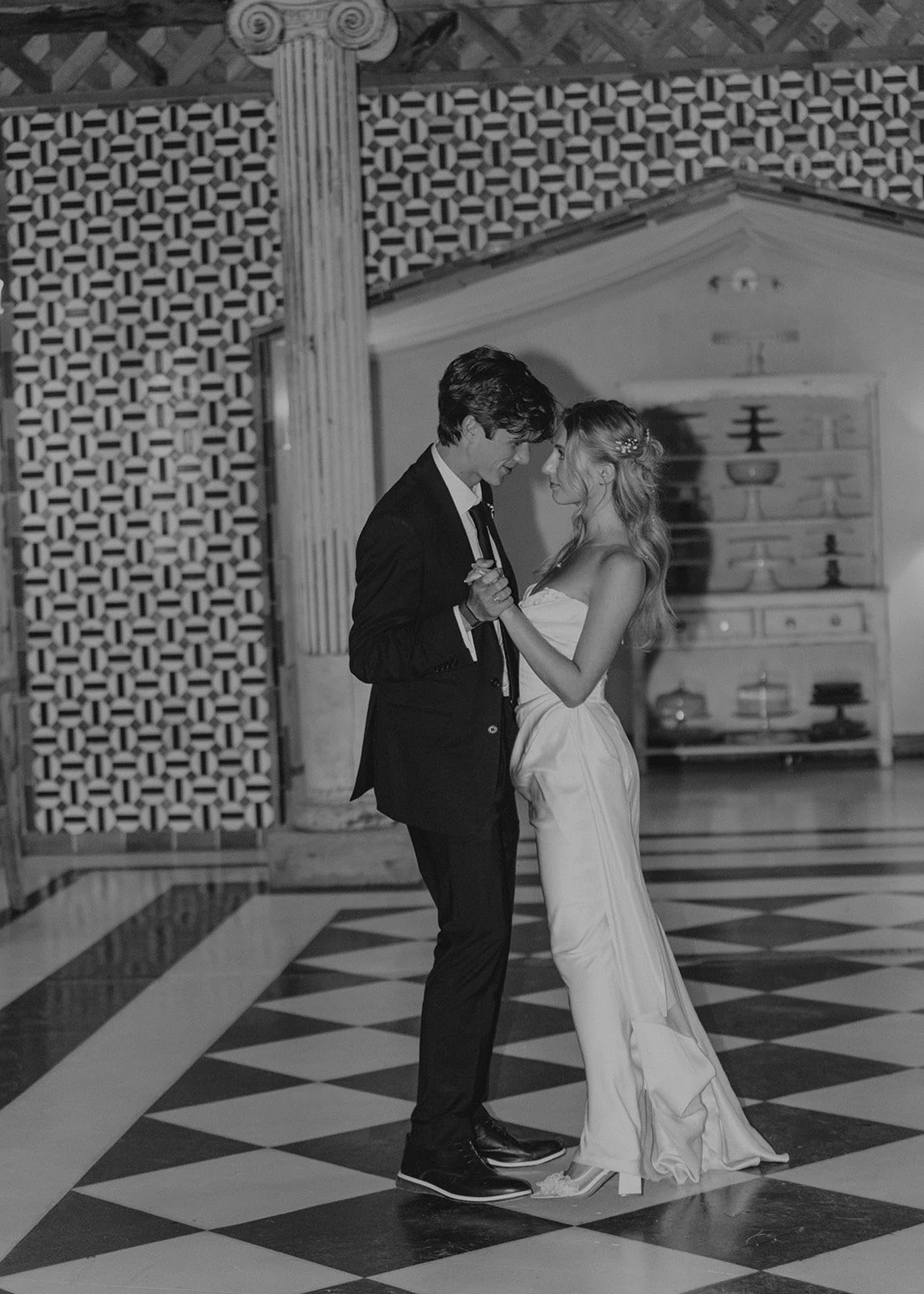 Jordan&CharlesHicks_MtHoodOrganicFarms_JenJonesWeddings2026-231.jpg
