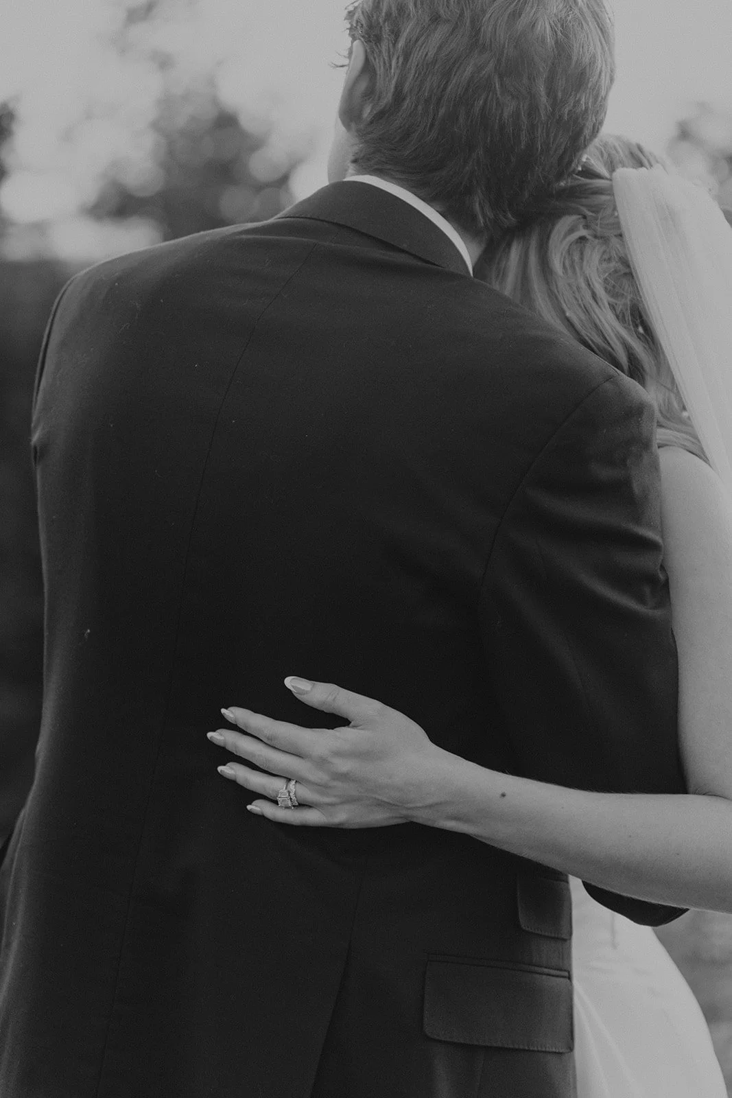 Jordan&CharlesHicks_MtHoodOrganicFarms_JenJonesWeddings2026-261.jpg