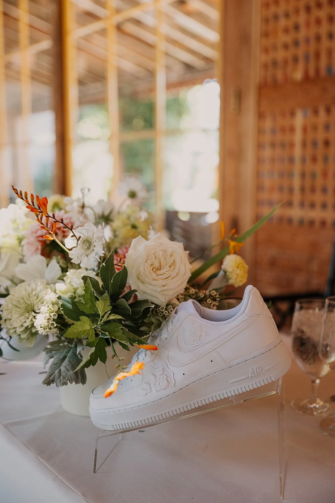 Emily&Malia_MtHoodOrganicFarms_JenJonesWeddings2026-349.jpg