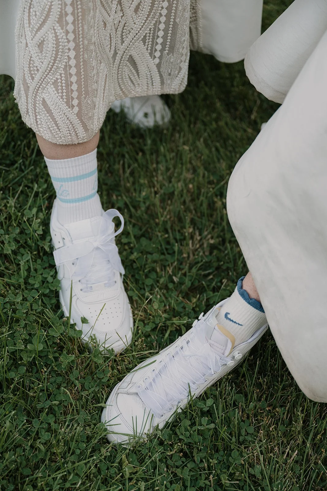 Emily&Malia_MtHoodOrganicFarms_JenJonesWeddings2026-518.jpg