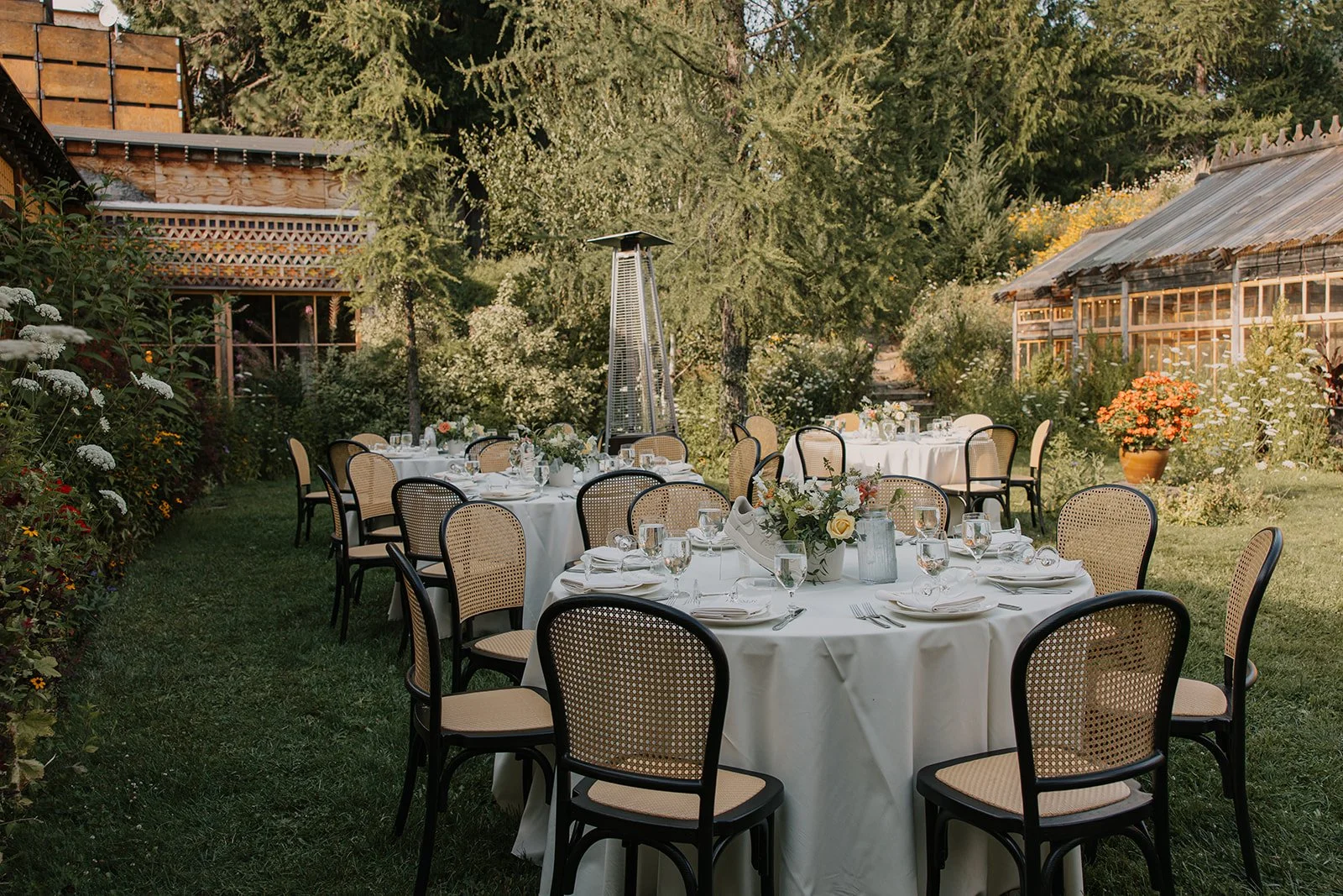 Emily&Malia_MtHoodOrganicFarms_JenJonesWeddings2026-523.jpg