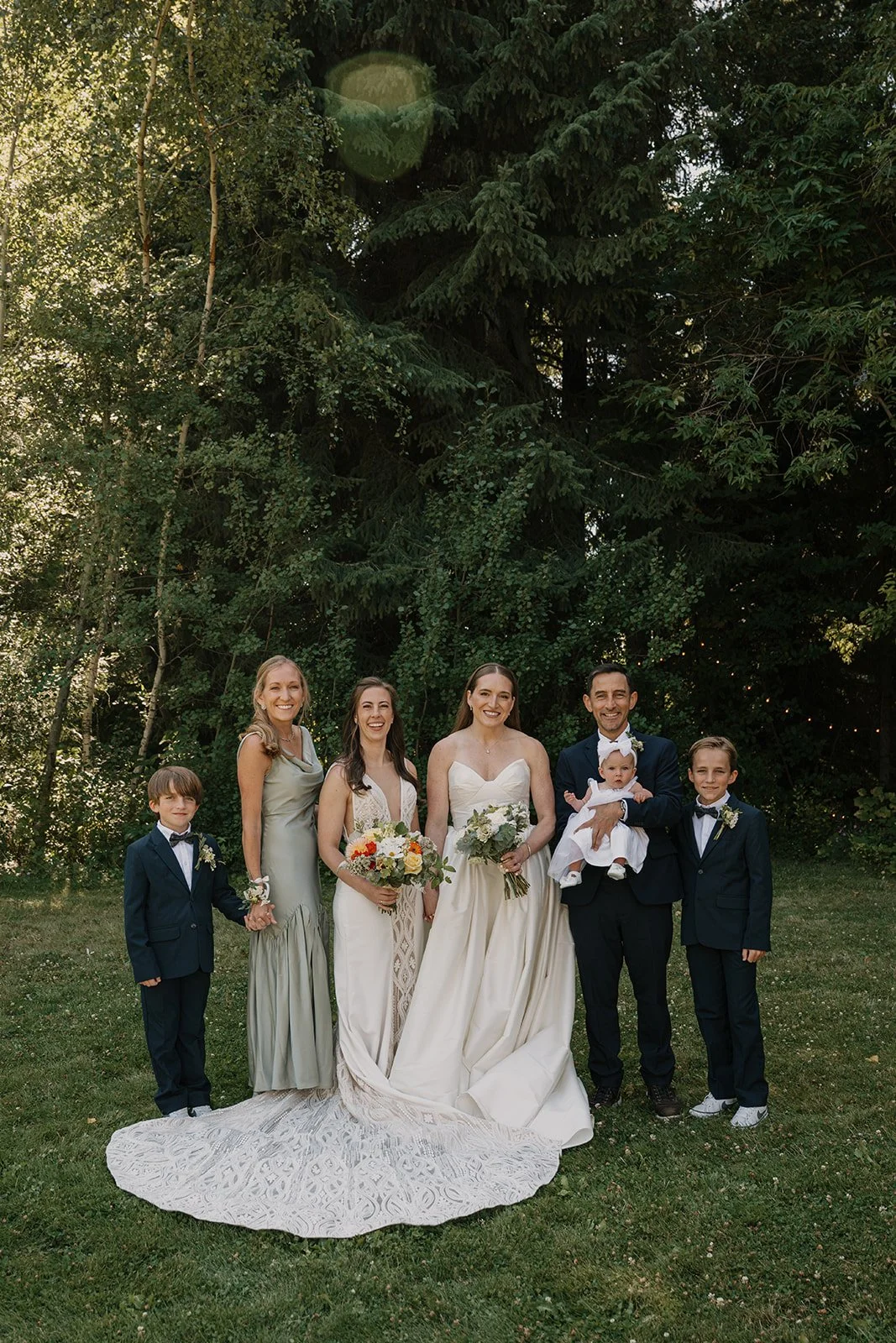Emily&Malia_MtHoodOrganicFarms_JenJonesWeddings2026-225.jpg