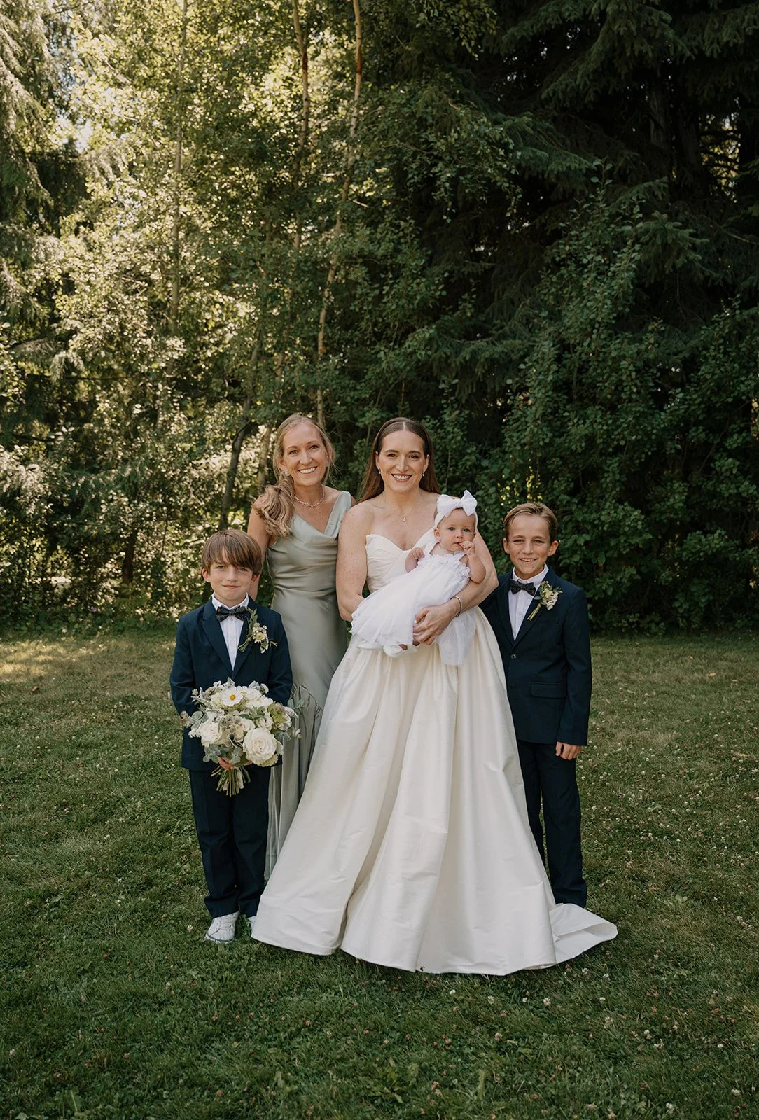 Emily&Malia_MtHoodOrganicFarms_JenJonesWeddings2026-229.jpg