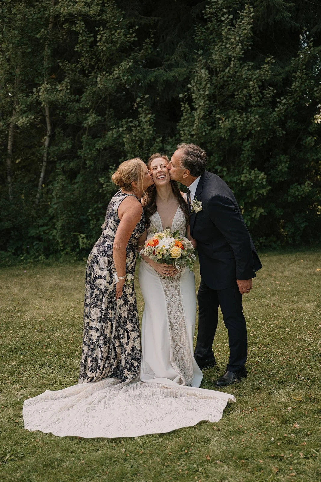 Emily&Malia_MtHoodOrganicFarms_JenJonesWeddings2026-290.jpg