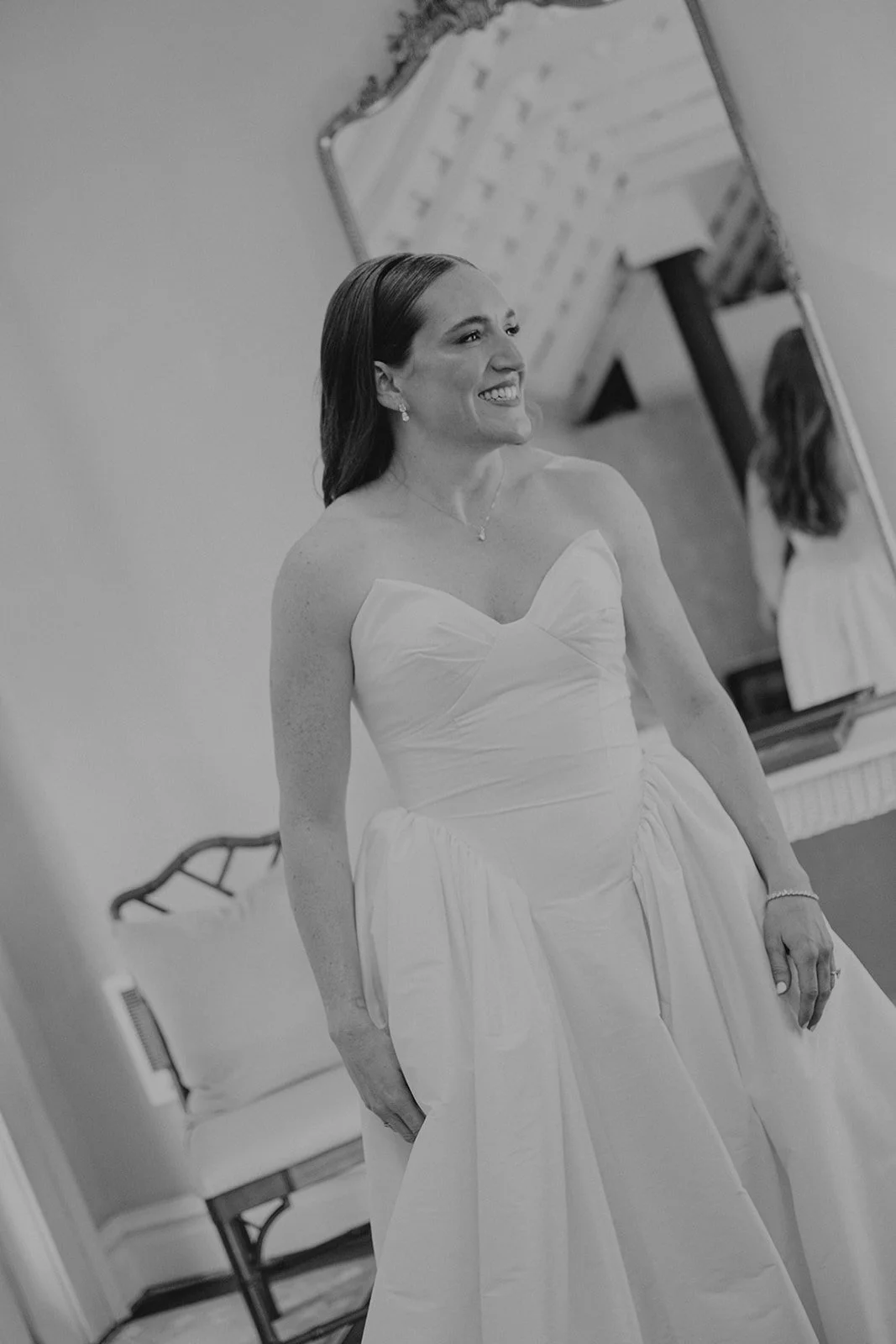 Emily&Malia_MtHoodOrganicFarms_JenJonesWeddings2026-64.jpg