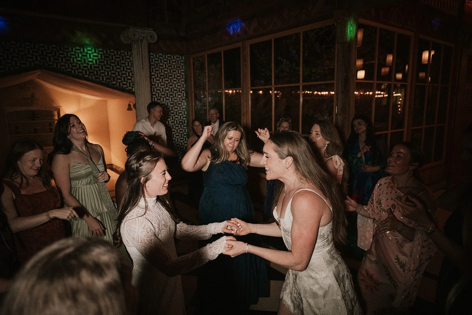 Emily&Malia_MtHoodOrganicFarms_JenJonesWeddings2026-218.jpg