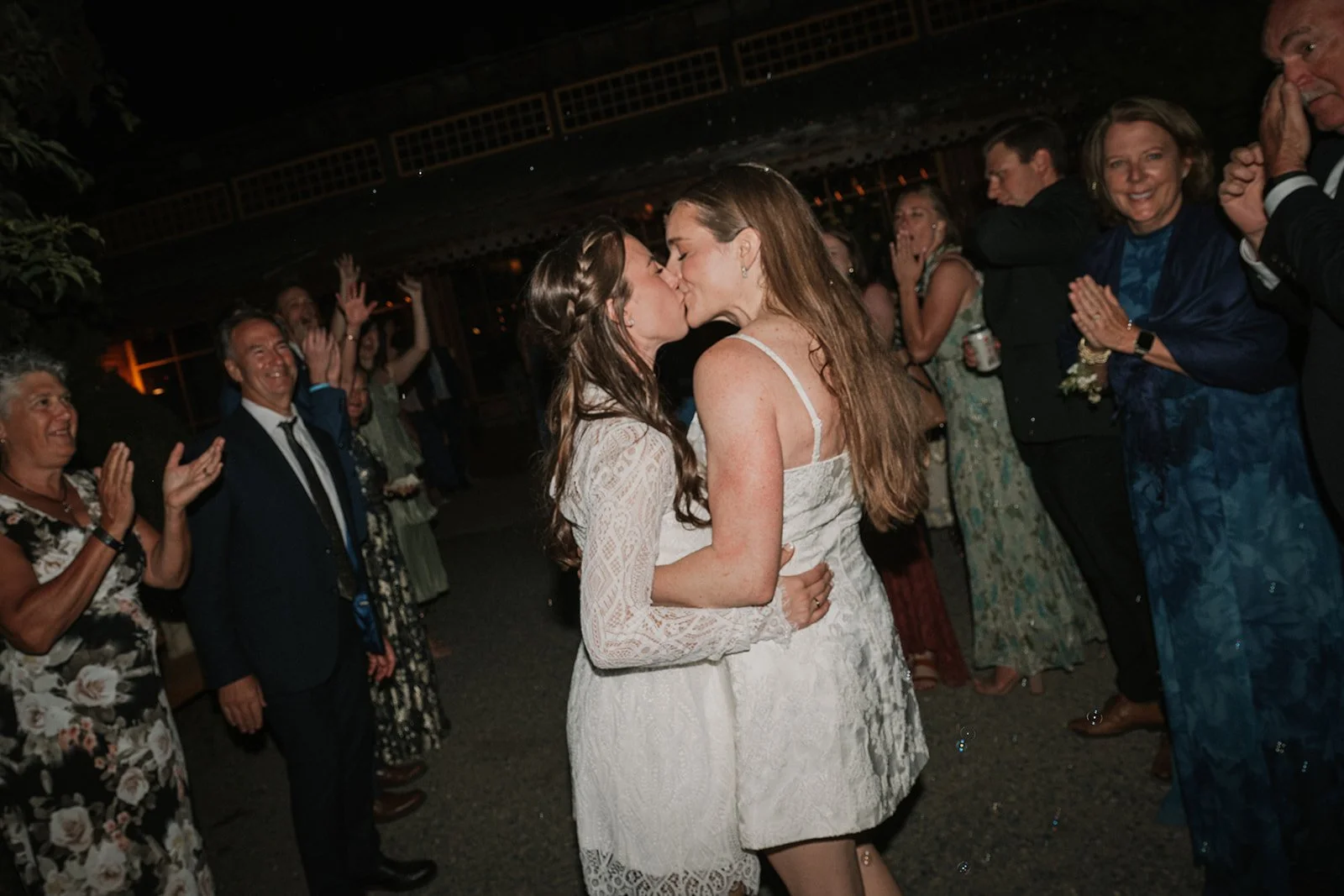 Emily&Malia_MtHoodOrganicFarms_JenJonesWeddings2026-224.jpg