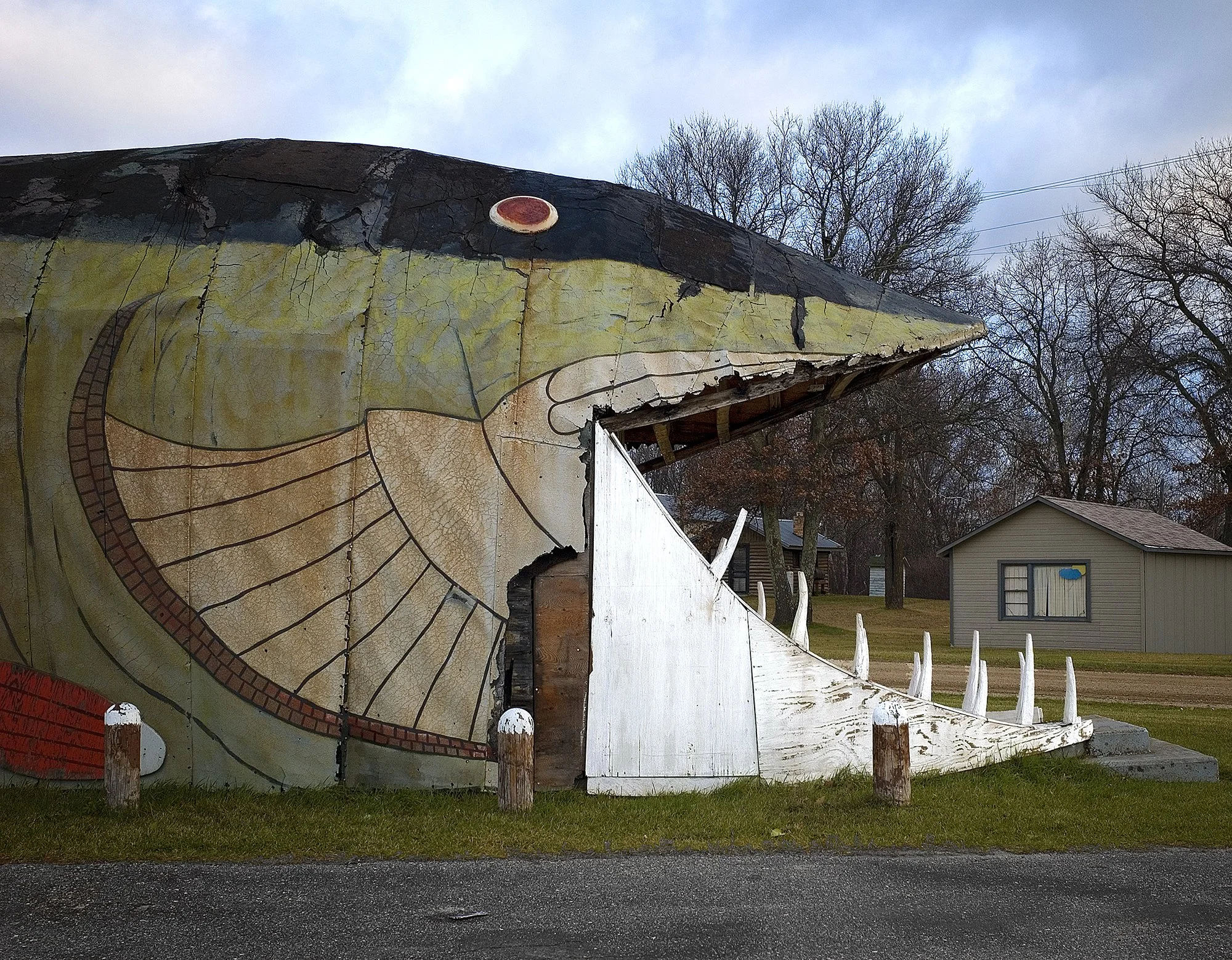 Entrance, Big Muskie Supper Club, before restoration. Bena. 2009.