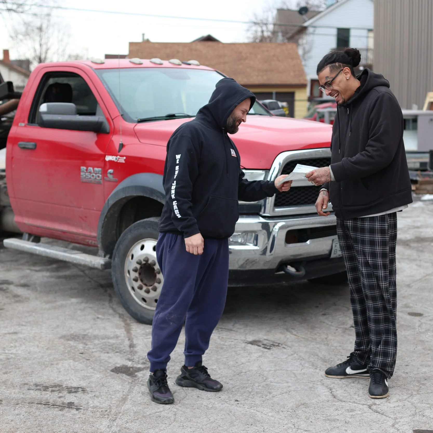 How Junk Car Removal Frees Up Space and Earns Quick Cash