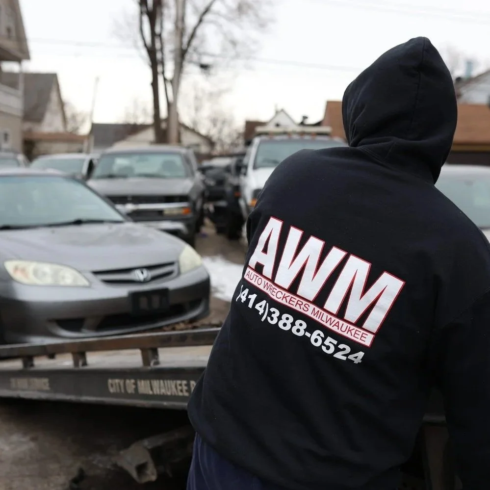 What Professional Towing Offers Beyond a Simple Hook and Haul