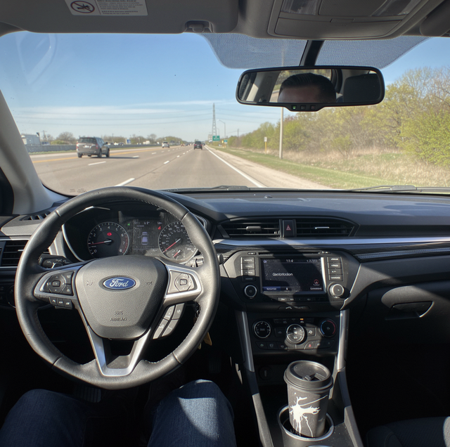 Car Breaks Down on the Highway? The First Five Minutes Matter Most