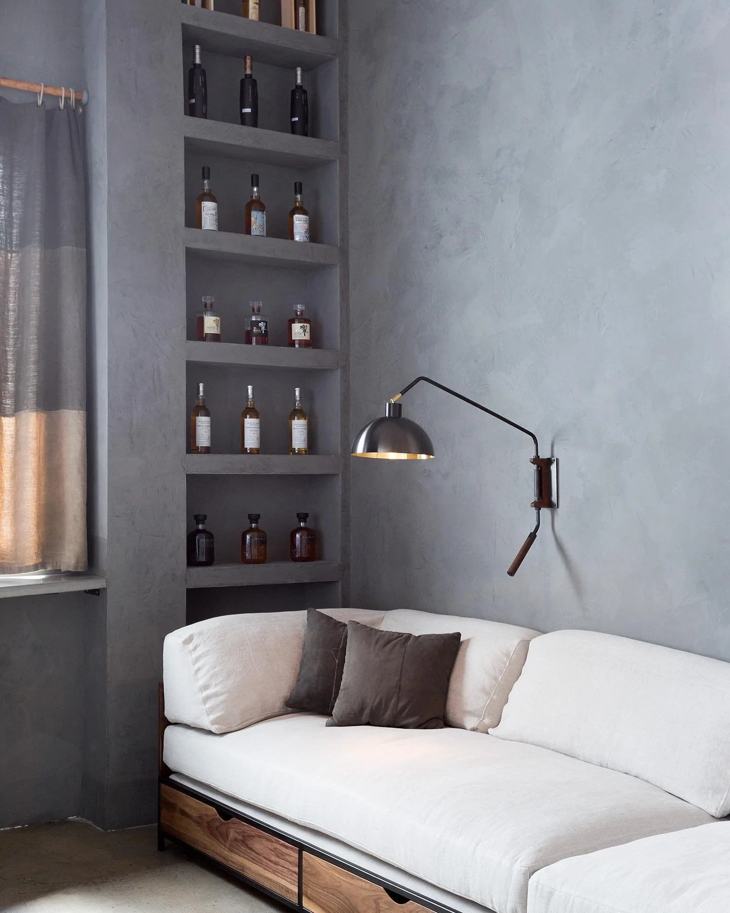 Sasha - A smoky well balanced mid to deep concrete gray