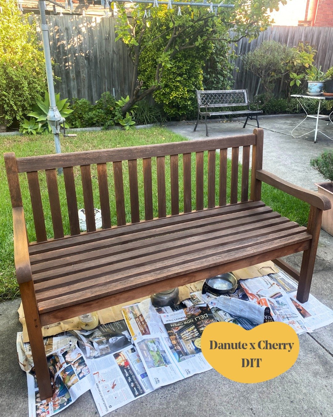Danute x Cherry&rsquo;s DIT (Do It Together) bench revival 💛

Danute and Cherry teamed up to give new life to Danute&rsquo;s outdoor bench&mdash;a special gift from her kids for her 60th birthday. Together, they gave it a fresh coat of decking oil a