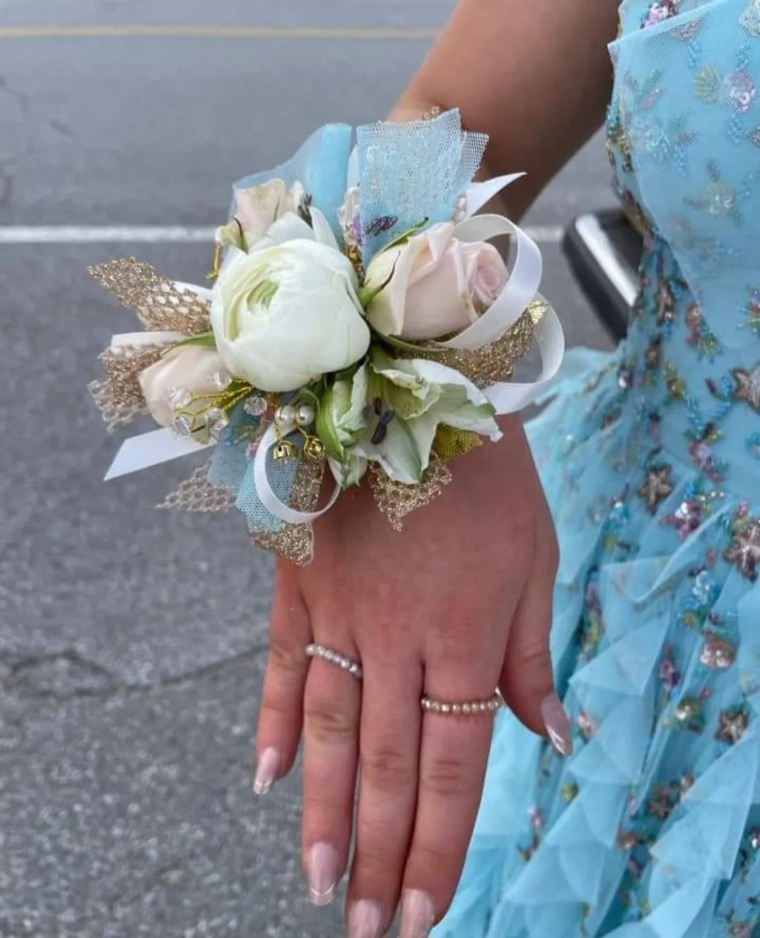 Beautiful custom prom corsage with roses