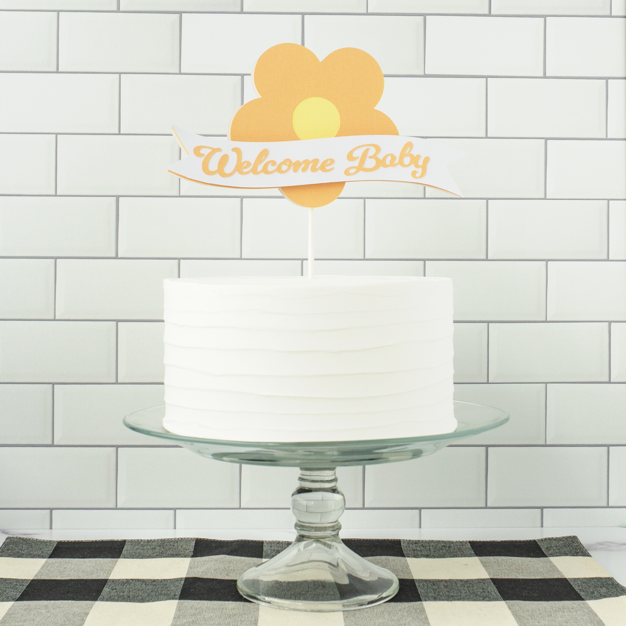 Welcome Baby Daisy Pop Cake Topper Assembly
