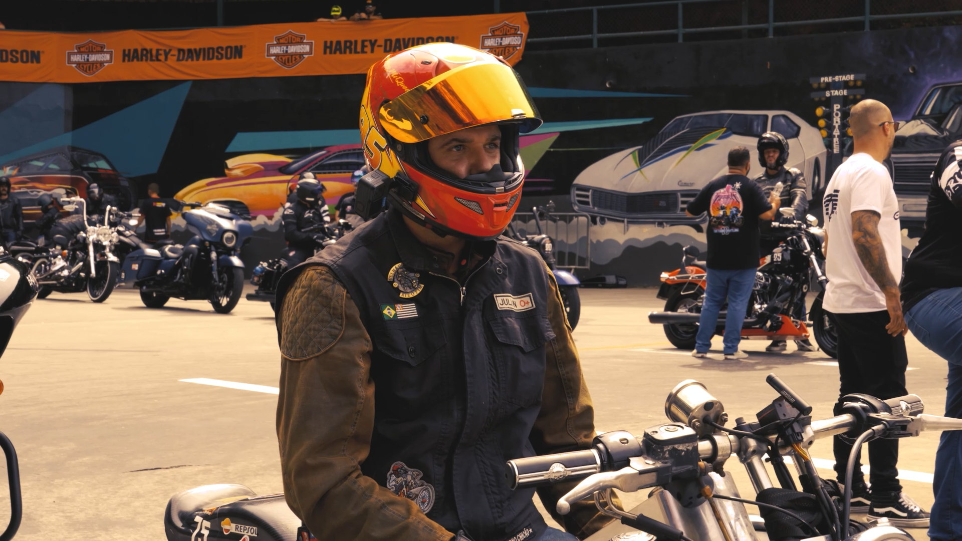 Sequence 04.00_00_01_16.Still007.png