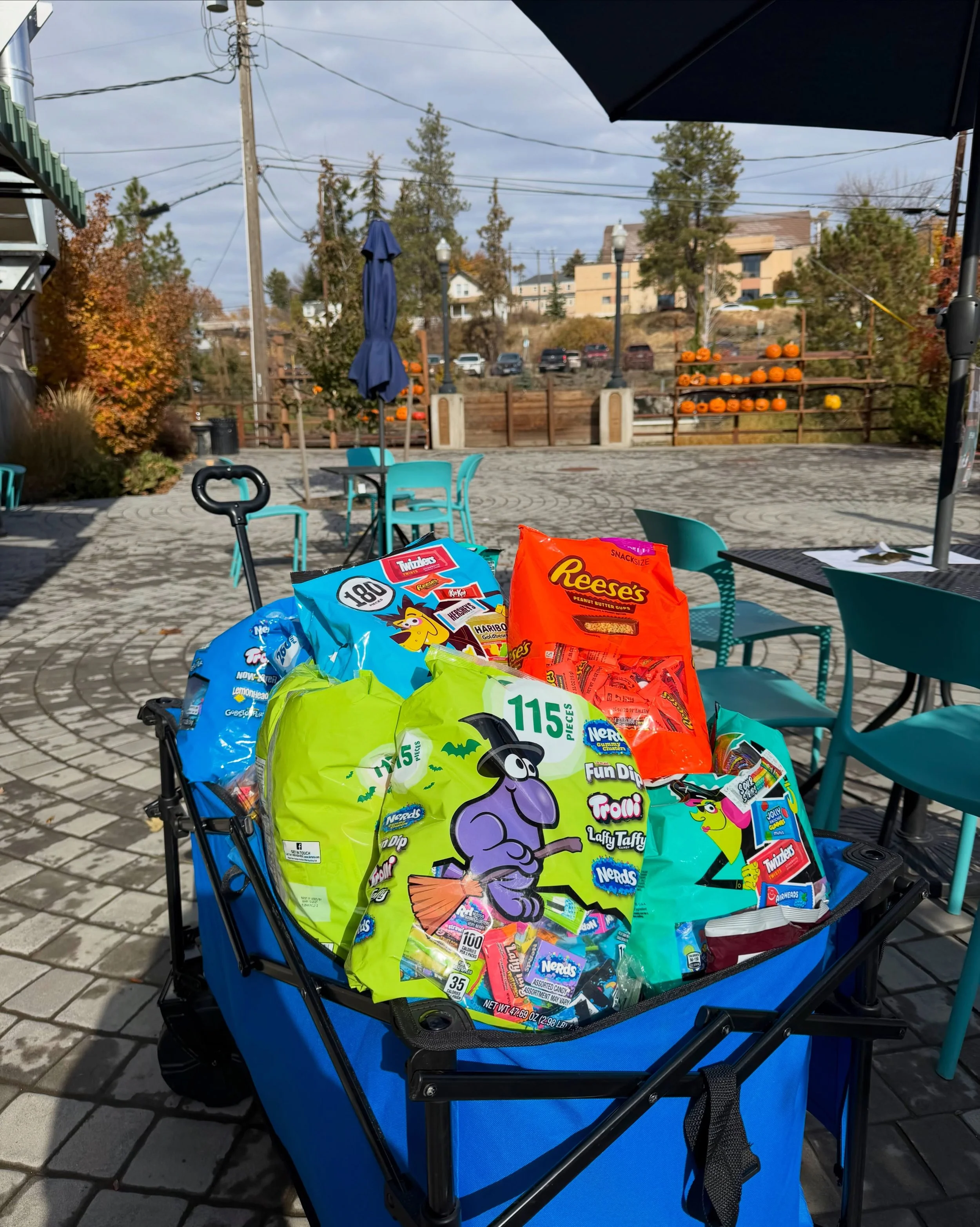 🎃🍬 The candy is rolling in, and we&rsquo;re getting ready for Downtown Trick-or-Treat this Saturday!

A HUGE thank you to our generous sponsors and supporters who donated candy to help keep our downtown businesses stocked with almost 300 lbs of ext
