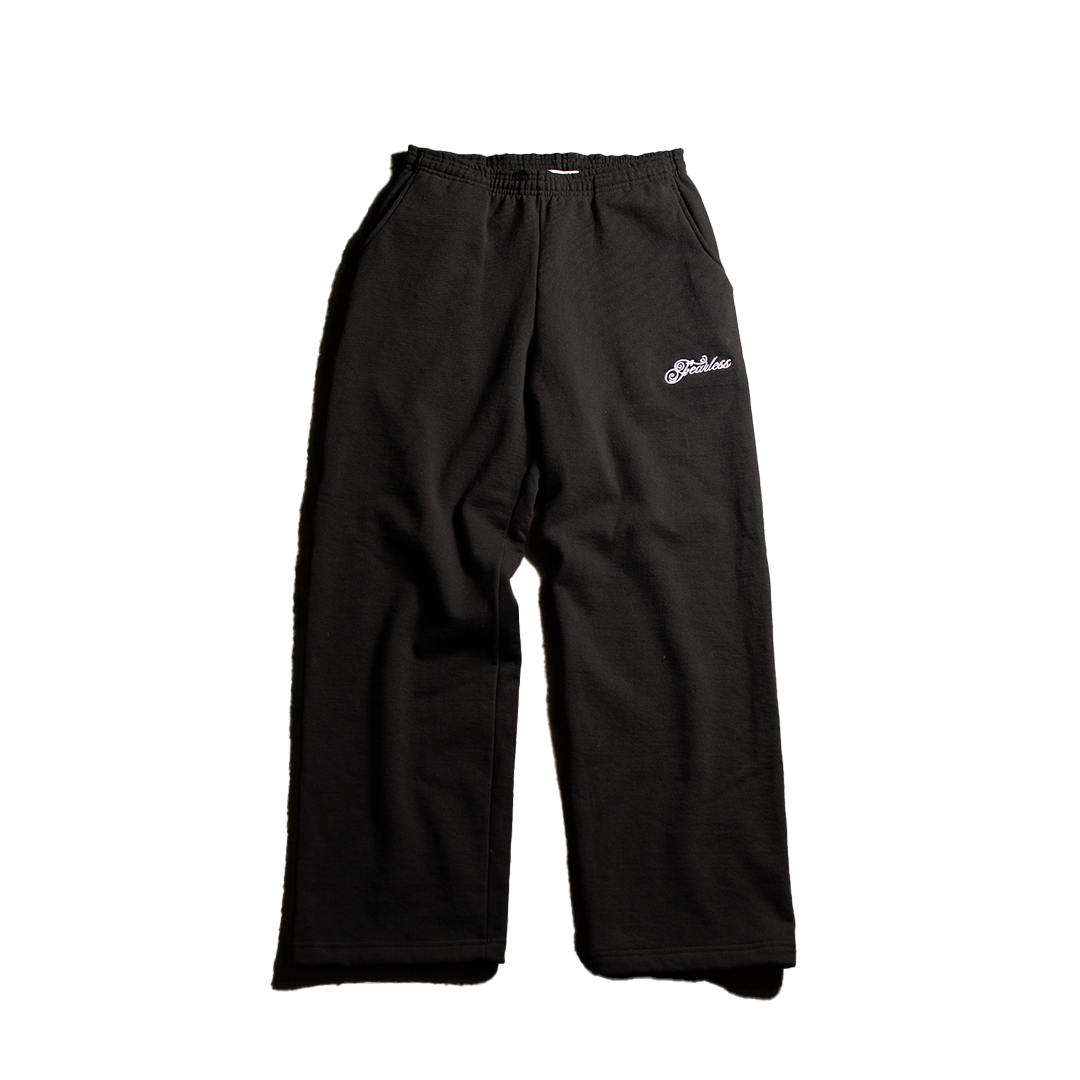 blackpants.png