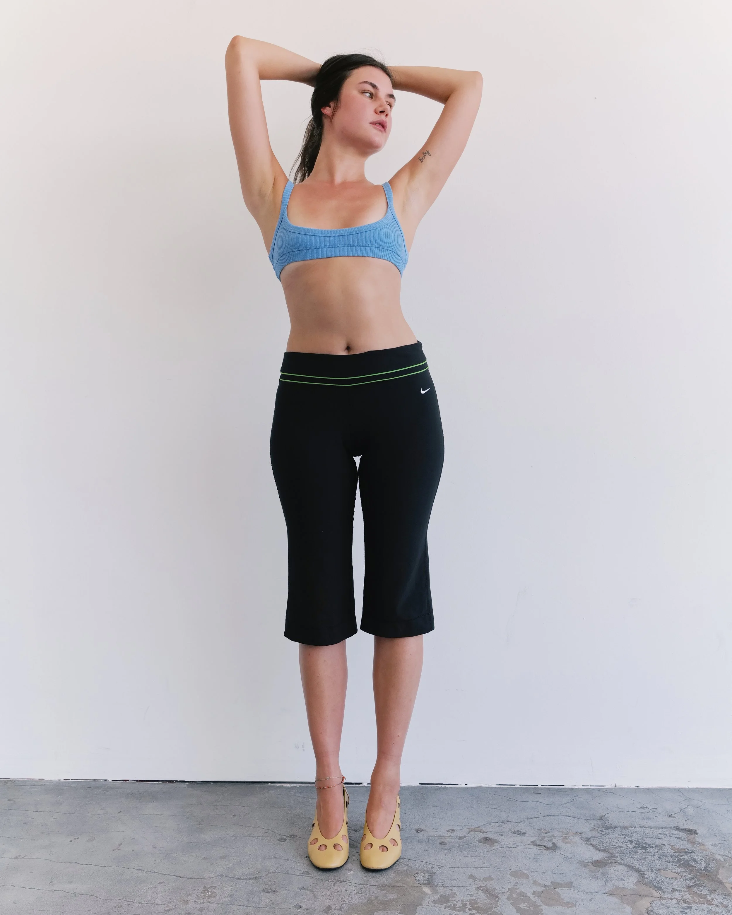 kick flare with piping