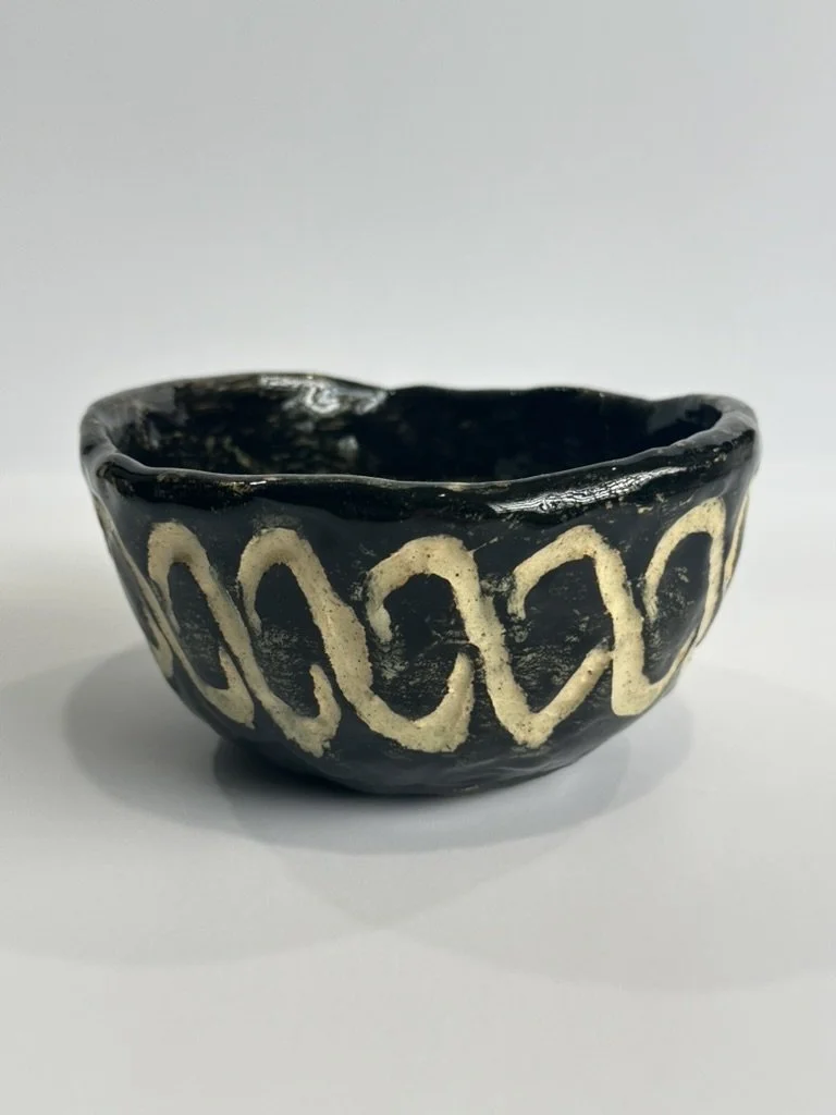 Carved Interlaced Pattern Bowl