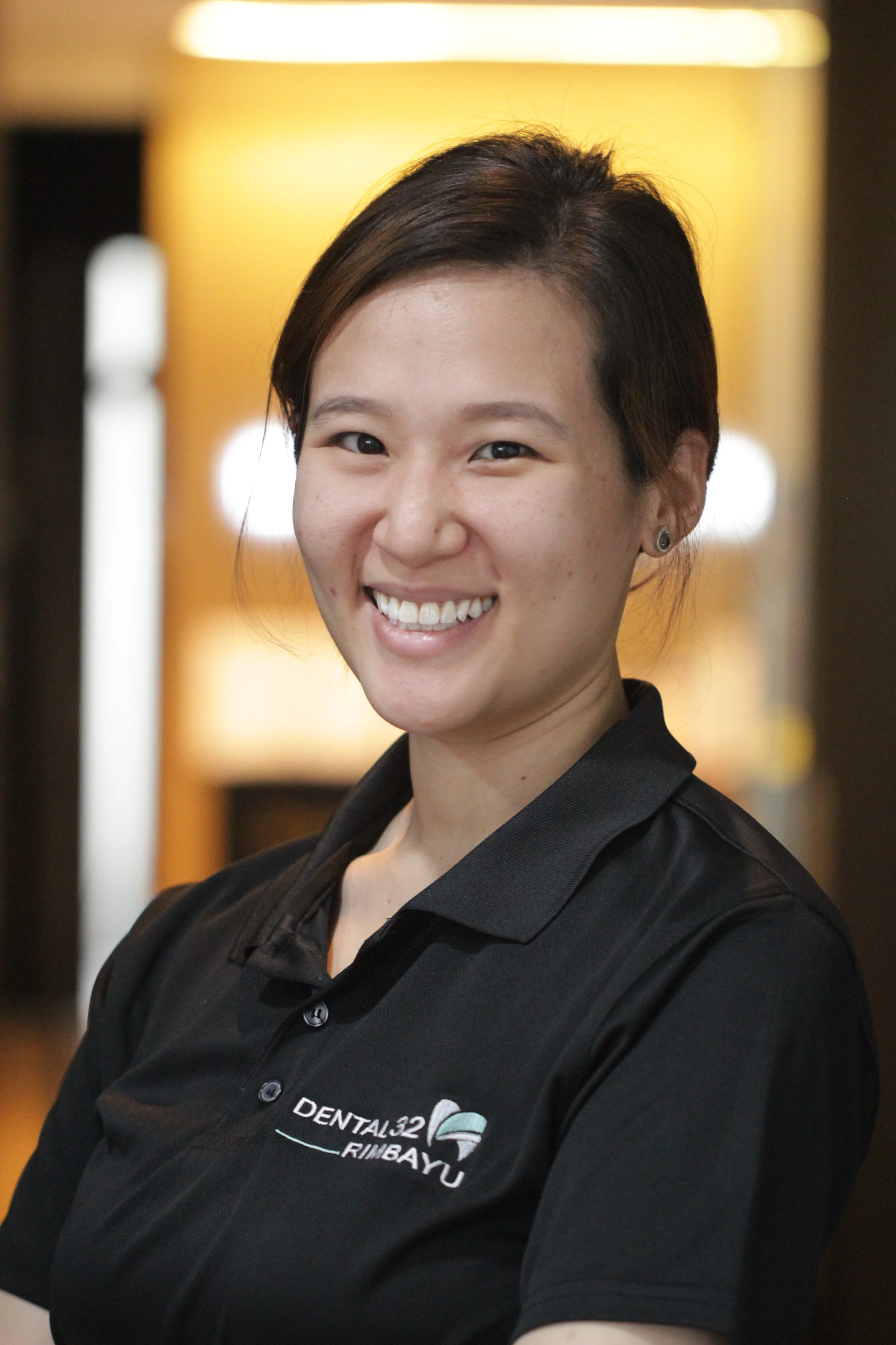 Dr. Ung Chuin Jean – Director and principal dental surgeon at Dental 32 Rimbayu.