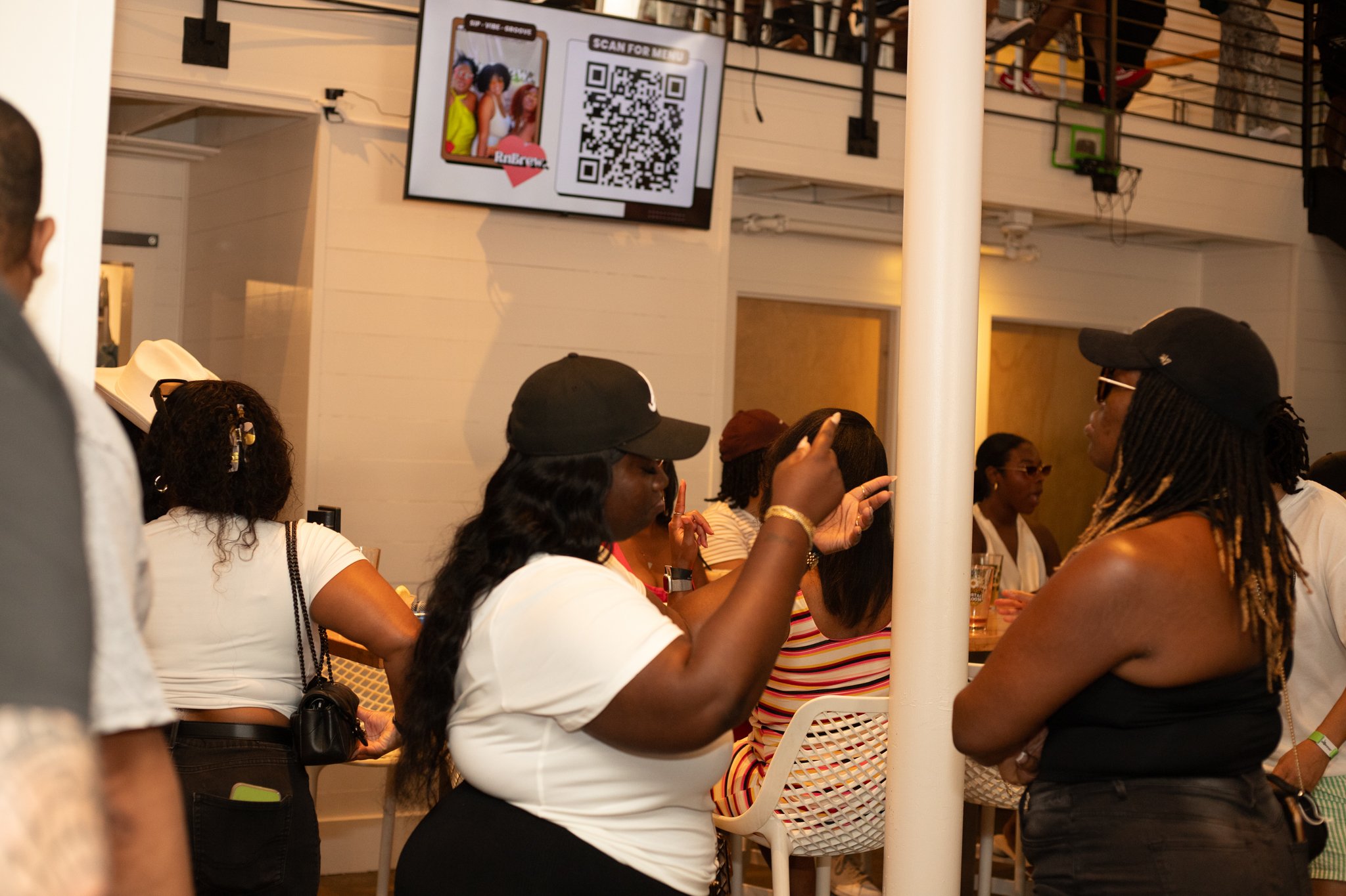 9-20-25 RnBrew Charlotte-NC-Hoppin-150.jpg