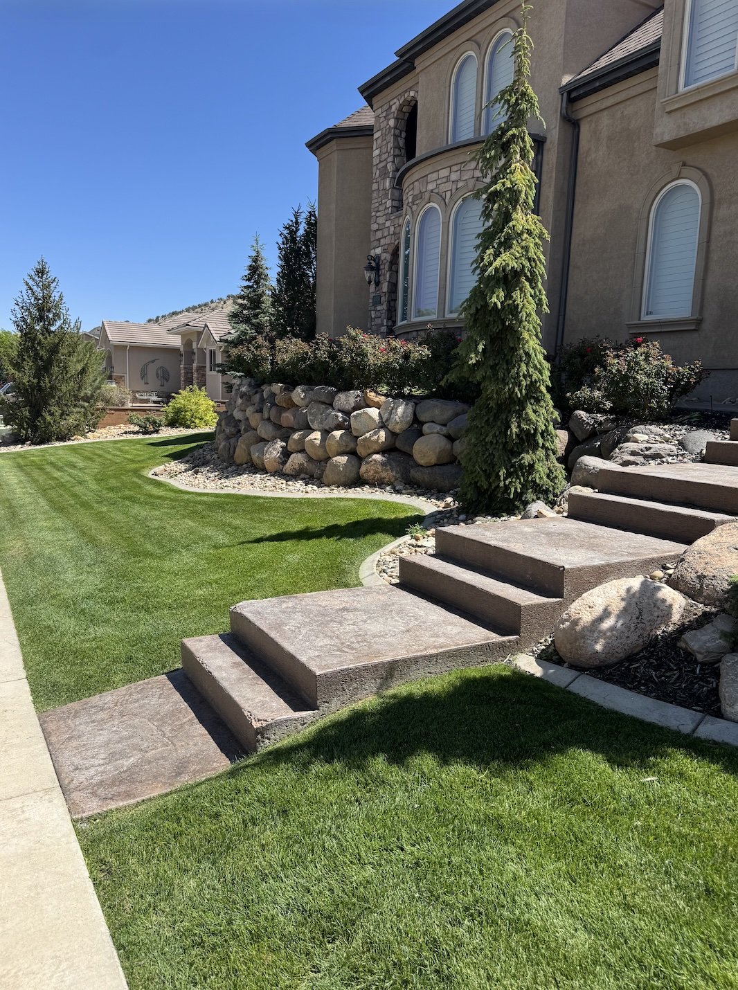 LAWN.jpg