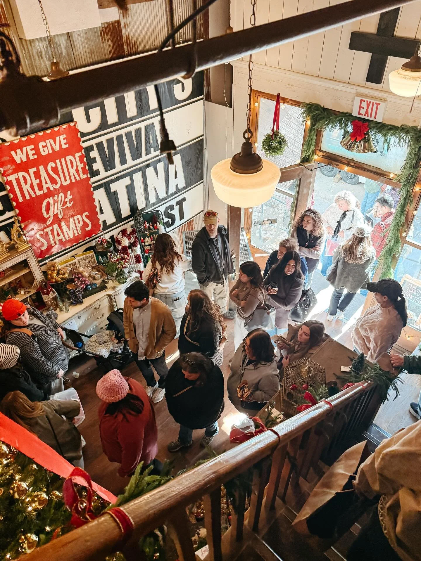 Did you know we have an extra day of shopping in November? On Small Business Saturday we open for an extra day! Join us the Saturday after Thanksgiving from 10-4 and get your Vintage Revival fix! 

Also, we are just a little mind blown by how wonderf