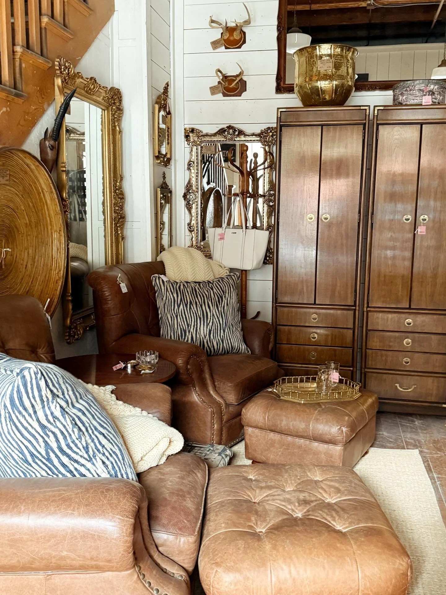 Just days away from our March show and celebrating 15 years of business. Our team is kicking it prepping the store and we can&rsquo;t wait to share it all with you!

Friday March 6th 8:30-7 featuring pop-up from @quarantinecookie_ 
Saturday March 7th