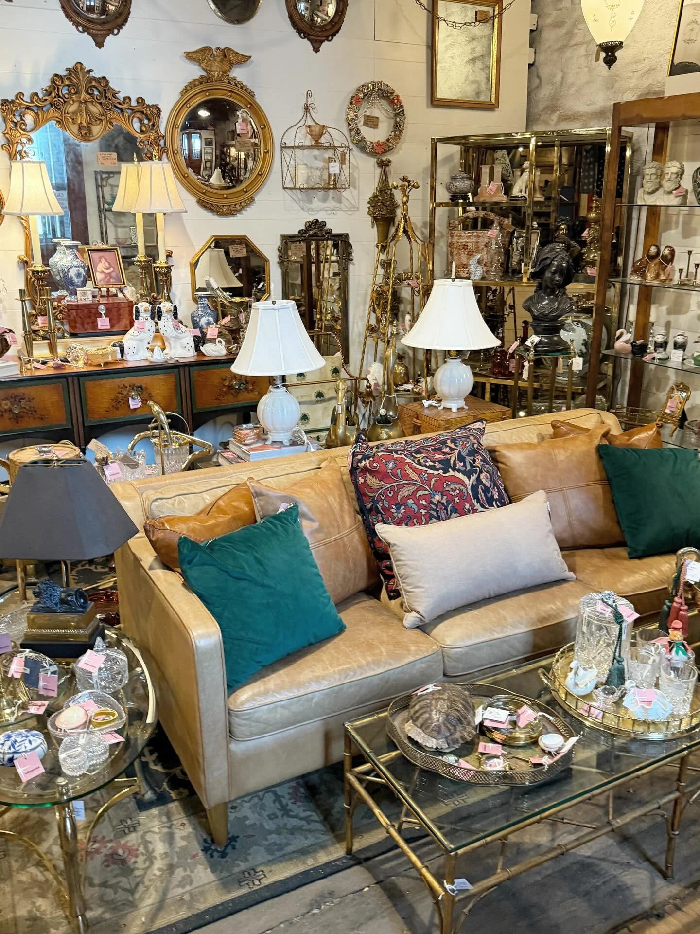 The June show has arrived! Three floors of vintage goods to explore. Experience First Friday Weekend in the West Bottoms in KC.

Friday 8:30-7
Saturday 9-5 featuring @quarantinecookie_ and @snowandroast
Sunday 11-4 featuring @snowandroast 

@painted_