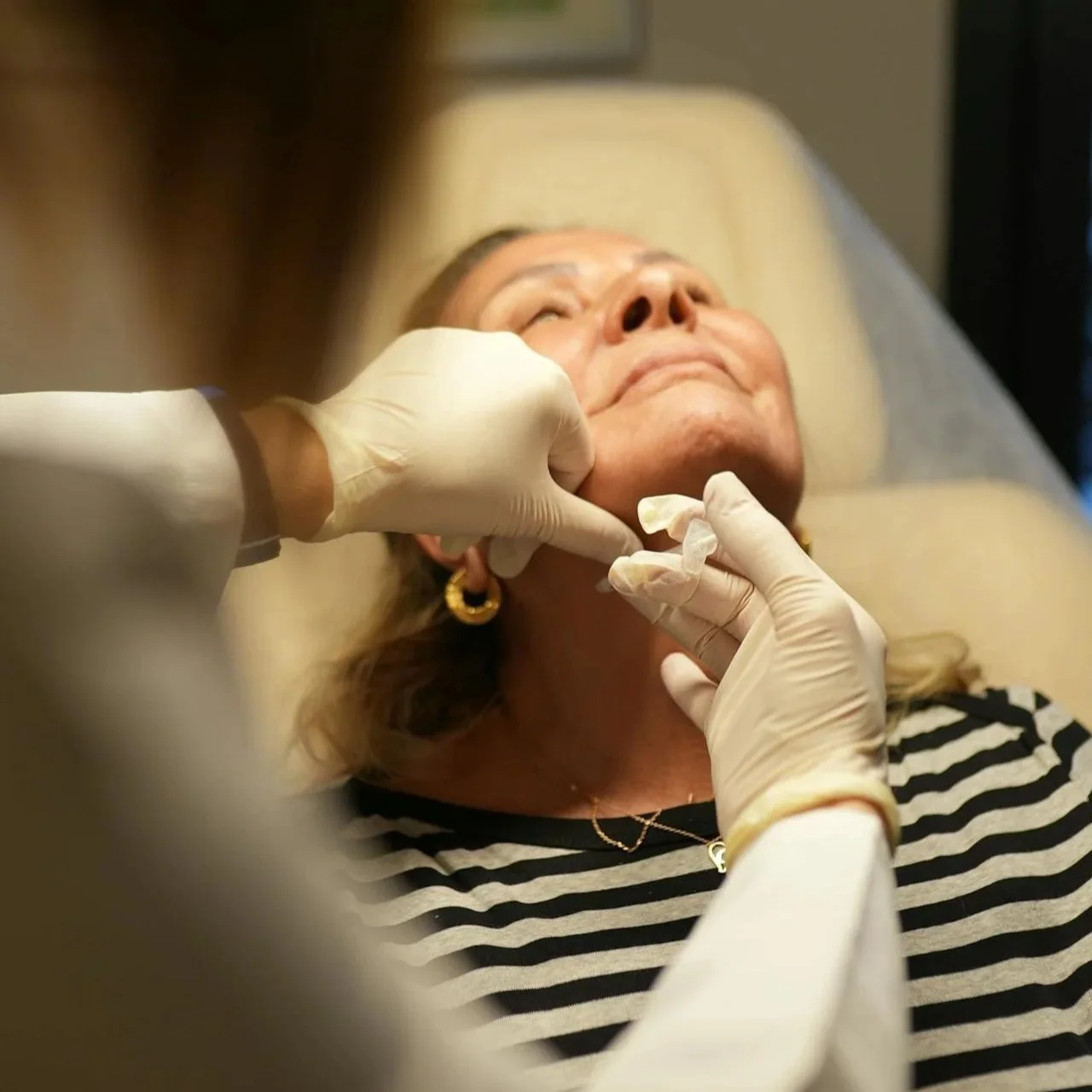 Can Microneedling Repair Hawaiian Sun Damage?</span>