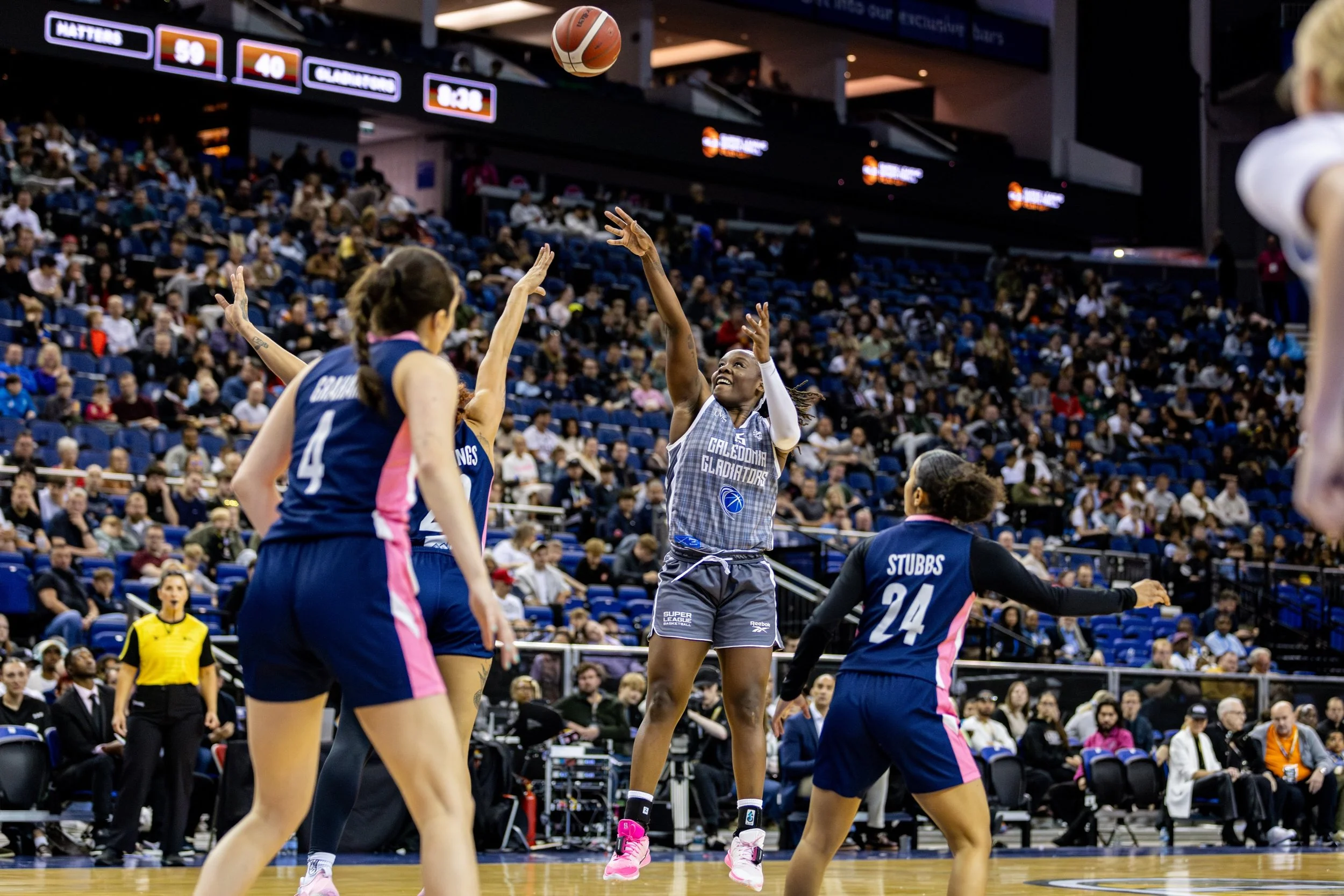 Caledonia Gladiators photo highlights 2/2 from the O2 Arena SLB Playoff Finals.

What a way to round off the @superleaguebasketballw season!

#britishbasketball #canonsportsphotography #canonr5 #womenbasketball