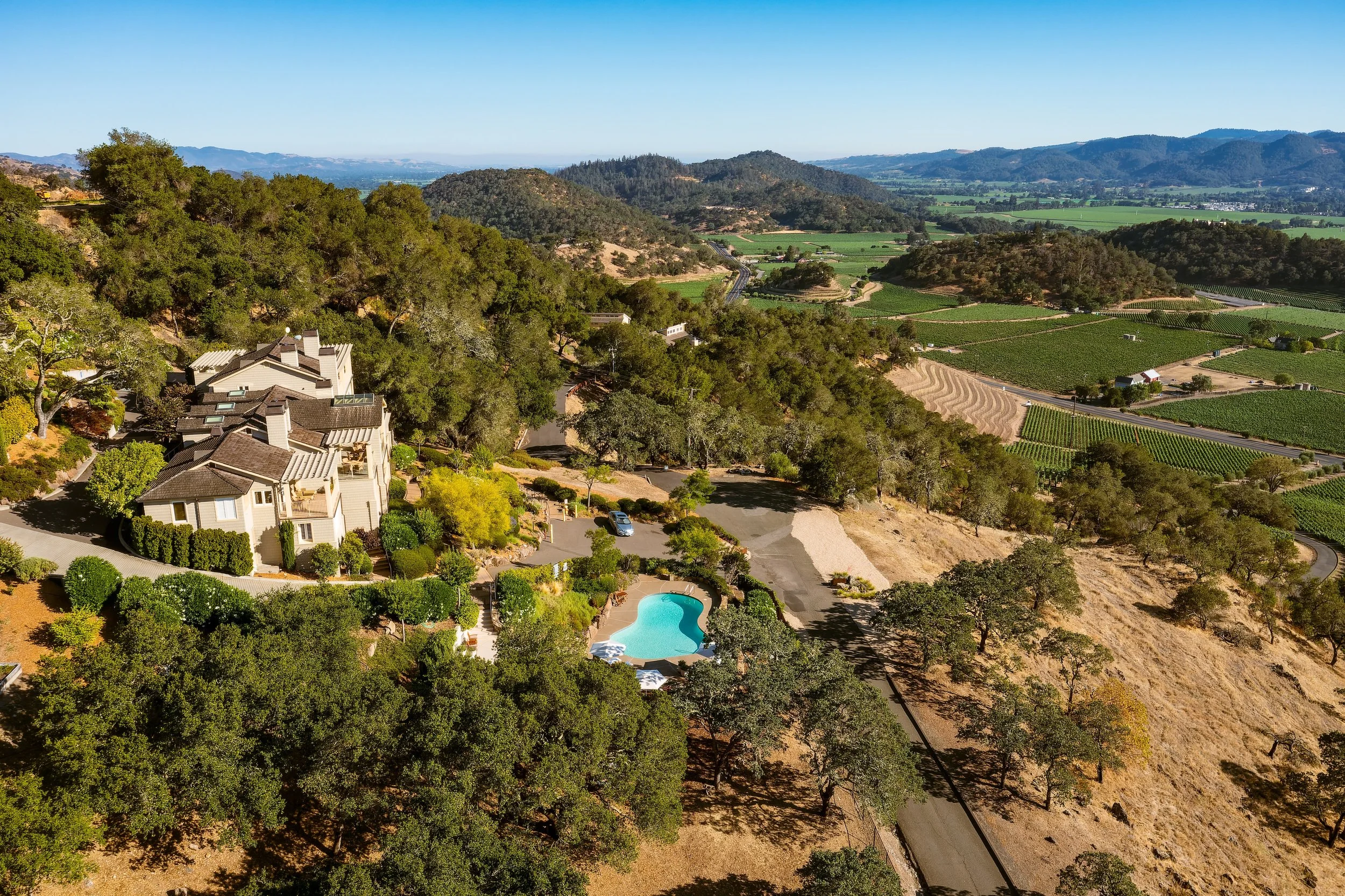Sttupa Estate Napa Valley Nominated for USA TODAY's 10 Best Wine Country Hotels