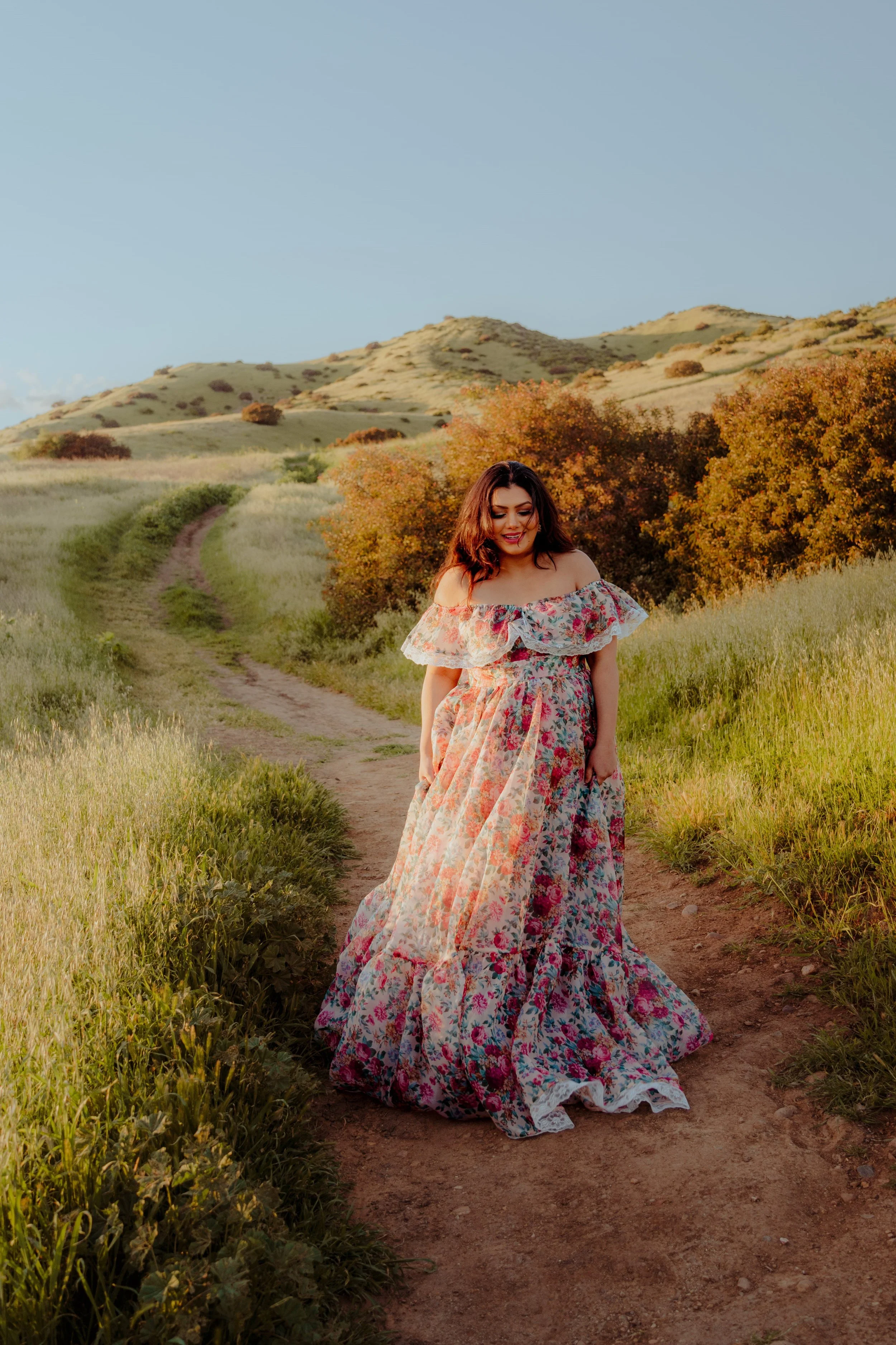 AAC_A&A Maternity_Phone Edit (3).JPG