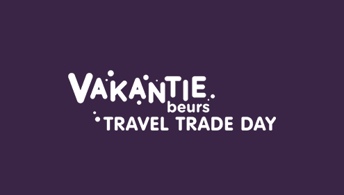 Logo met de tekst 'VAKANTIE beurs TRAVEL TRADE DAY' op een paarse achtergrond.