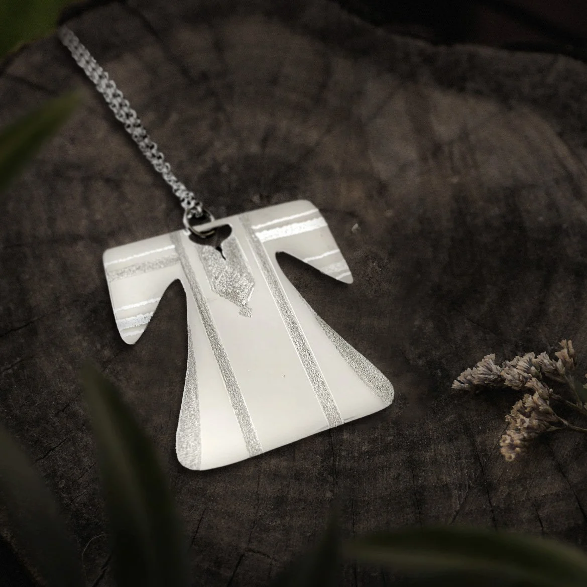 Palestinian Thoub, Pendant