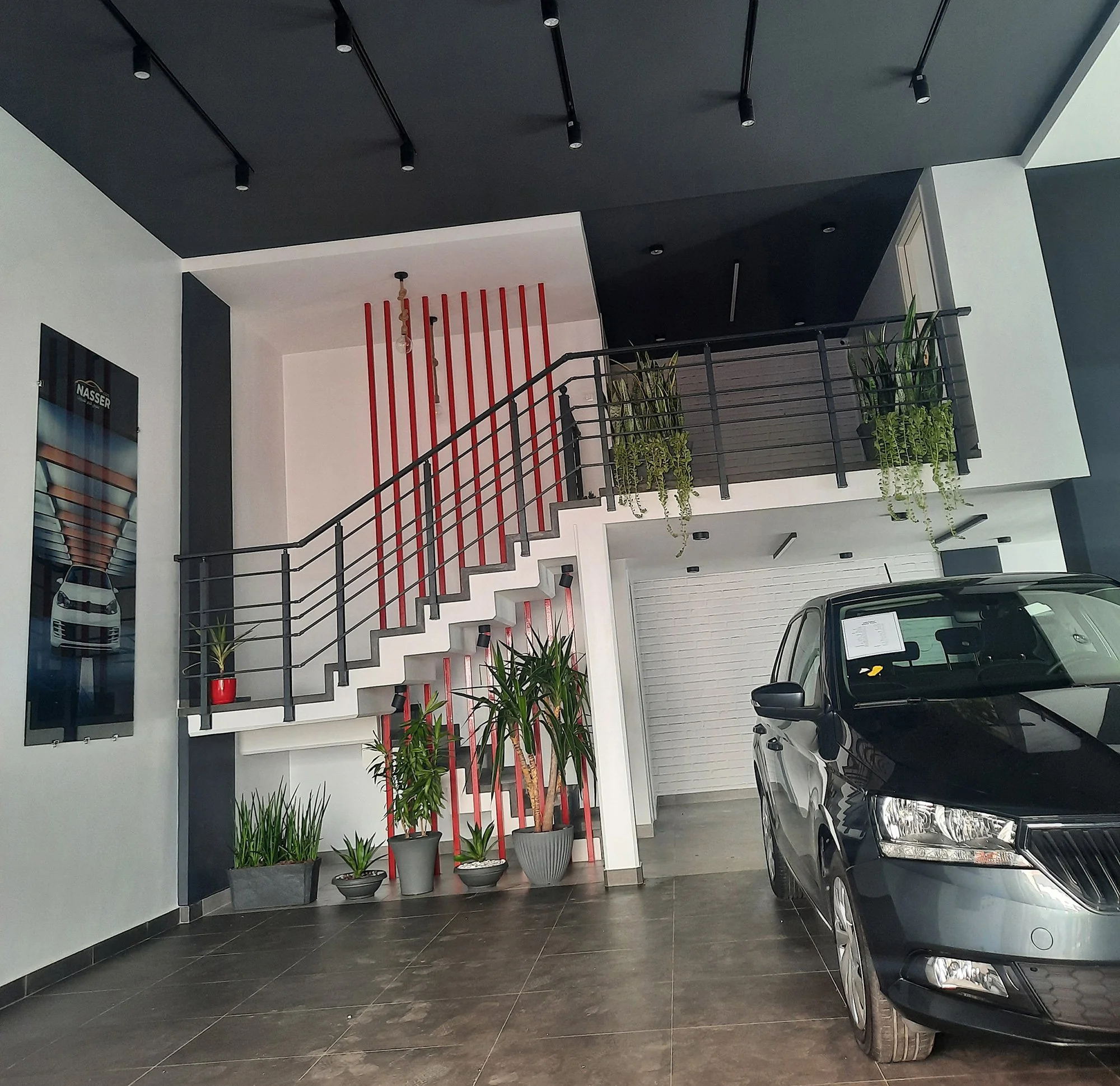 Ashour-showroom-sml.jpg