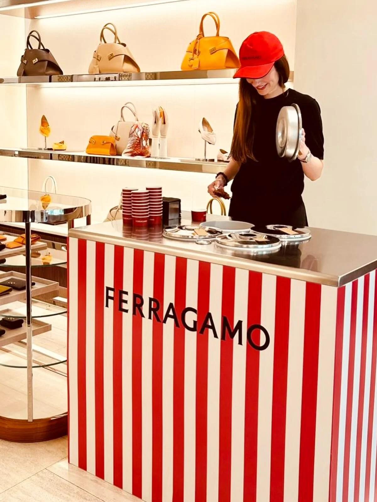 Ferragamo Summer Activation - Barcelona.  In collaboration with @cloud.barcelona_ and @aciertaretail  #experiences #retailactivations #ferragamo #luxury