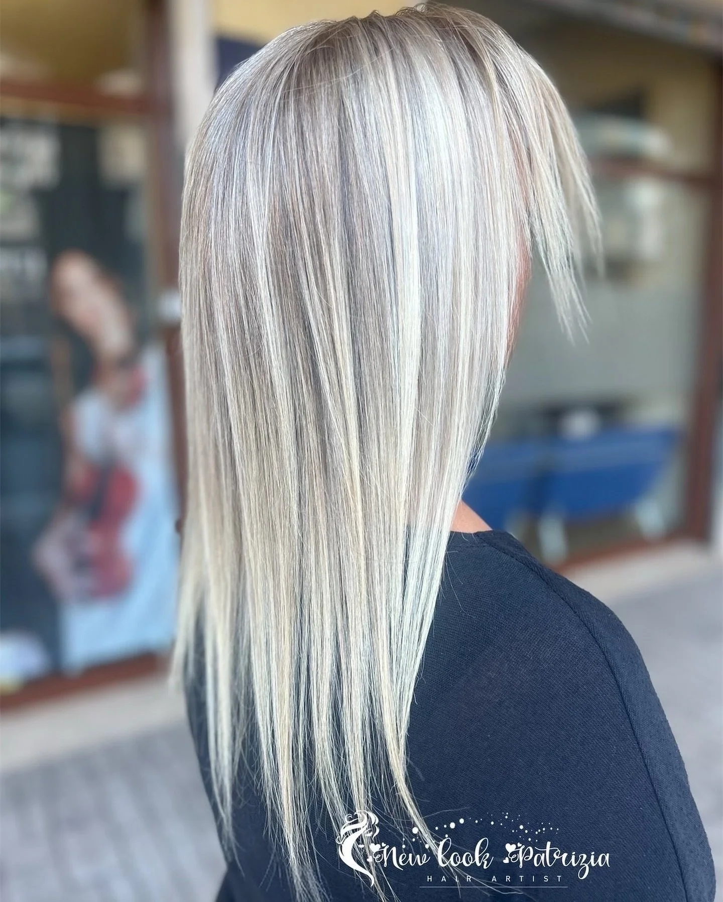 𝑷𝒖𝒔𝒉𝒍𝒊𝒈𝒉𝒕✨🤩
ʟᴀ ᴛᴇᴄɴɪᴄᴀ ᴅɪ ꜱꜰᴜᴍᴀᴛᴜʀᴇ ᴘᴜꜱʜʟɪɢʜᴛ ʀɪᴄʜɪᴇᴅᴇ ɪᴍᴘᴇɢɴᴏ ᴇᴅ ᴇꜱᴛʀᴇᴍᴀ ᴘʀᴇᴄɪꜱɪᴏɴᴇ,ᴍᴀ ɪʟ ʀɪꜱᴜʟᴛᴀᴛᴏ è ɢᴀʀᴀɴᴛɪᴛᴏ 💯.ʙɪᴏɴᴅᴏ ᴅᴀ ᴄᴏᴘᴇʀᴛɪɴᴀ✨
.
#newlookpatrizianettuno #nettuno#pushlight#hairlove #biondodastar #saloneesclusivo #saloneesc